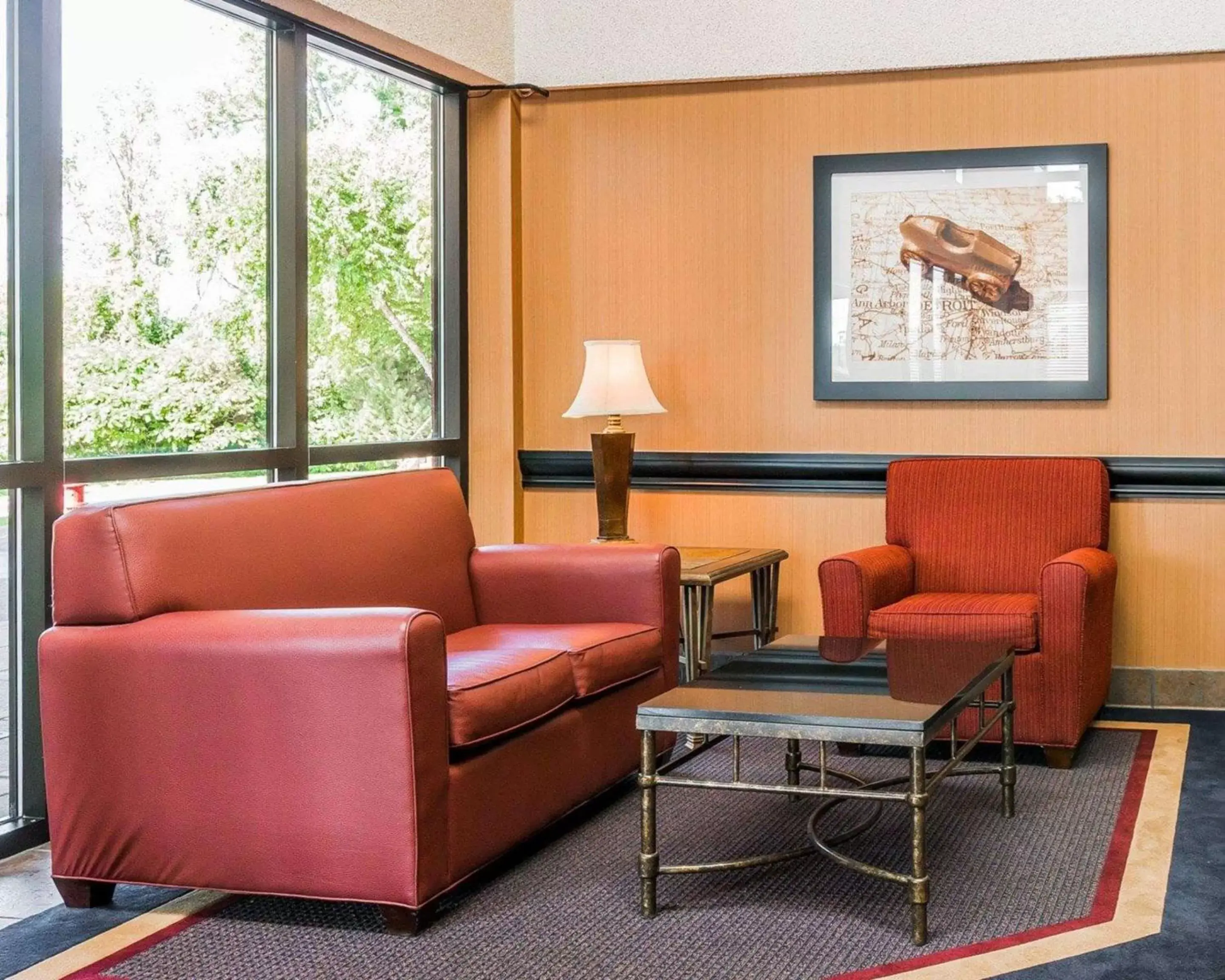 Lobby or reception, Seating Area in Quality Inn Auburn Hills