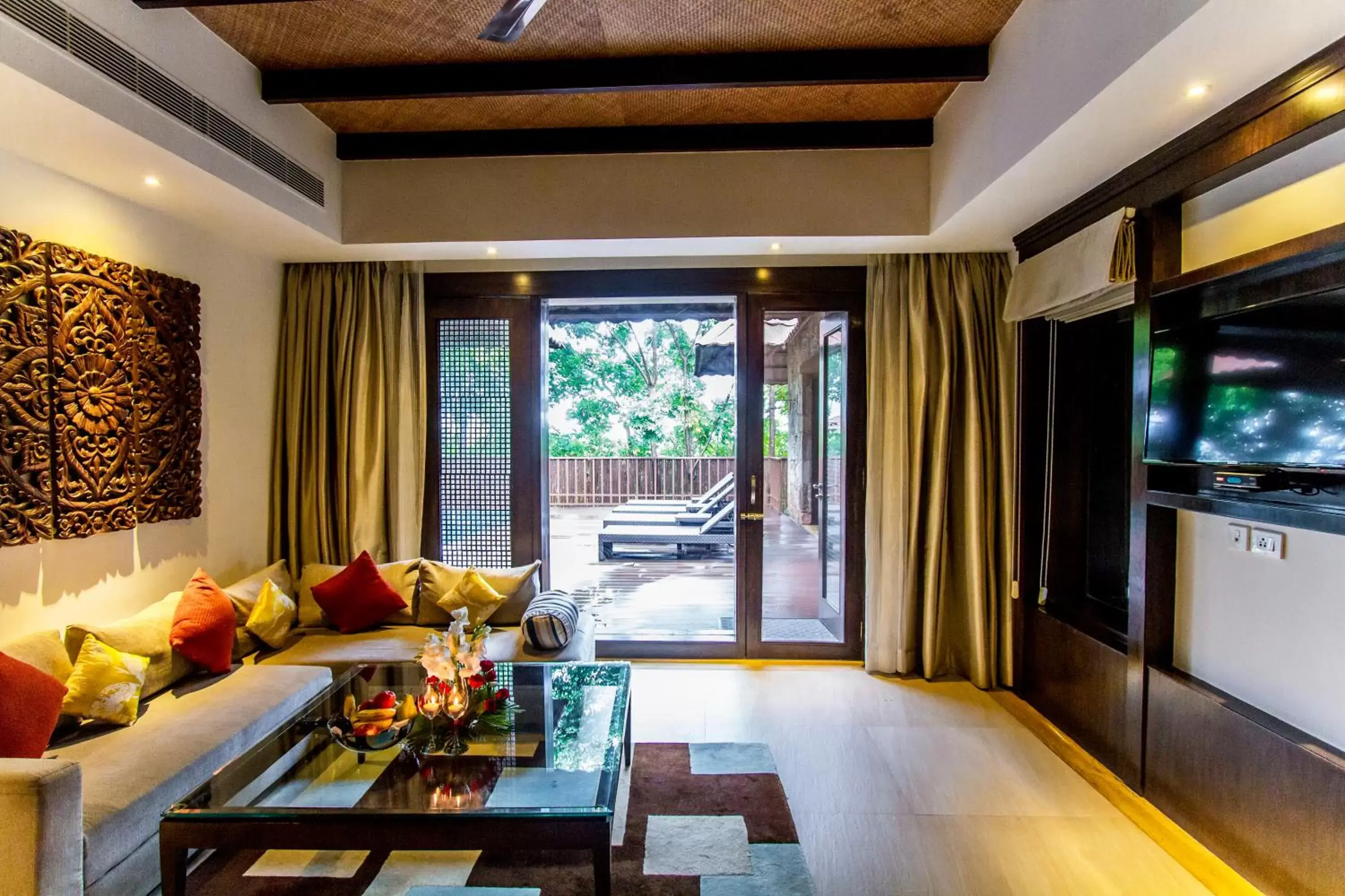 Living room, Seating Area in The Ananta Udaipur Resort & Spa