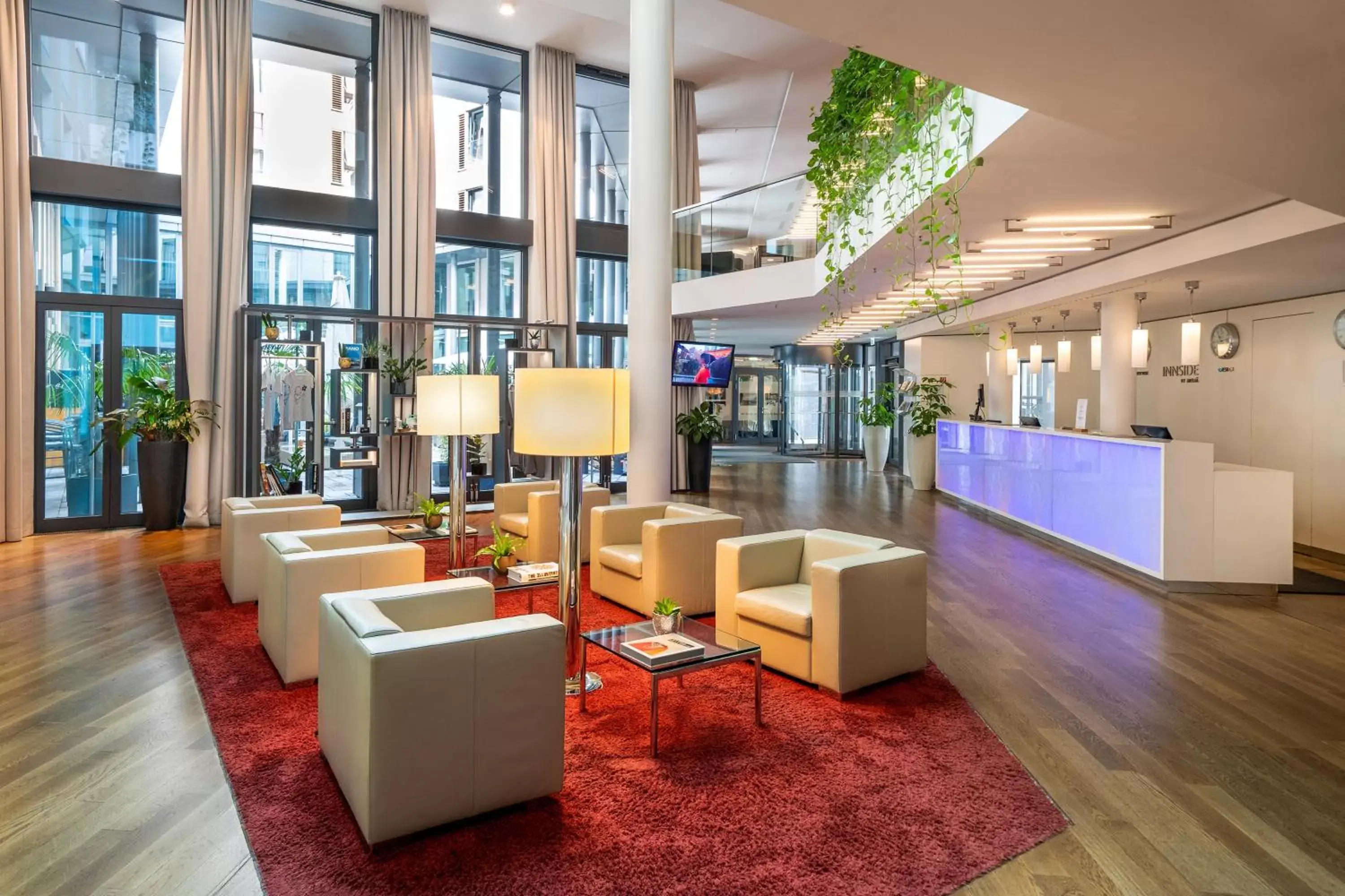 Living room, Lobby/Reception in INNSiDE by Meliá Dresden