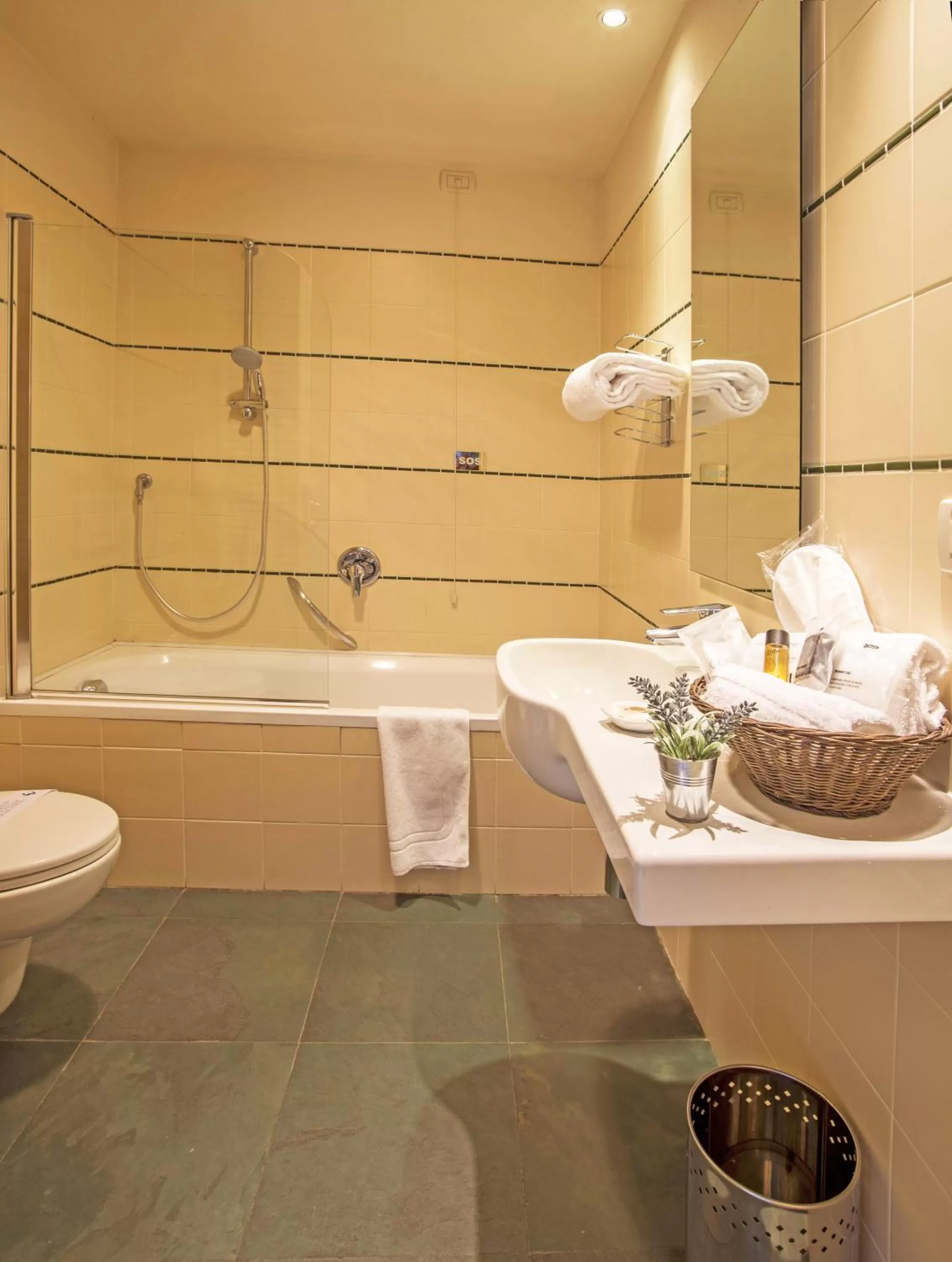 Bathroom in Hotel Antico Podere Propano