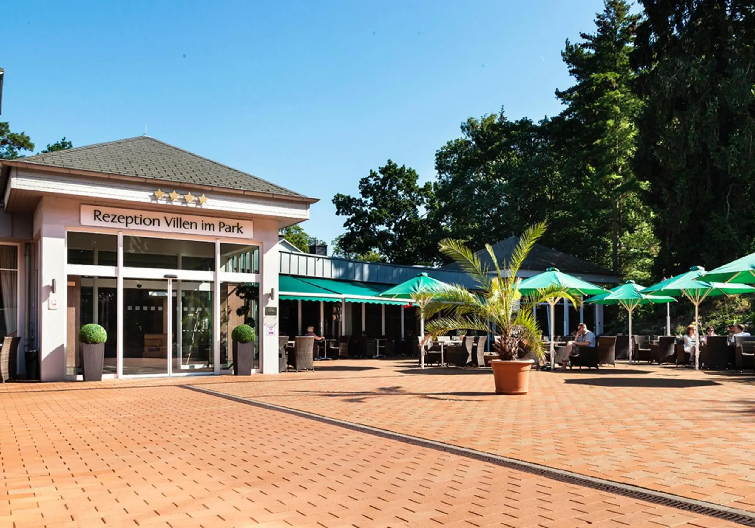 Patio in Ostseehotel Villen im Park - ein Rovell Hotel