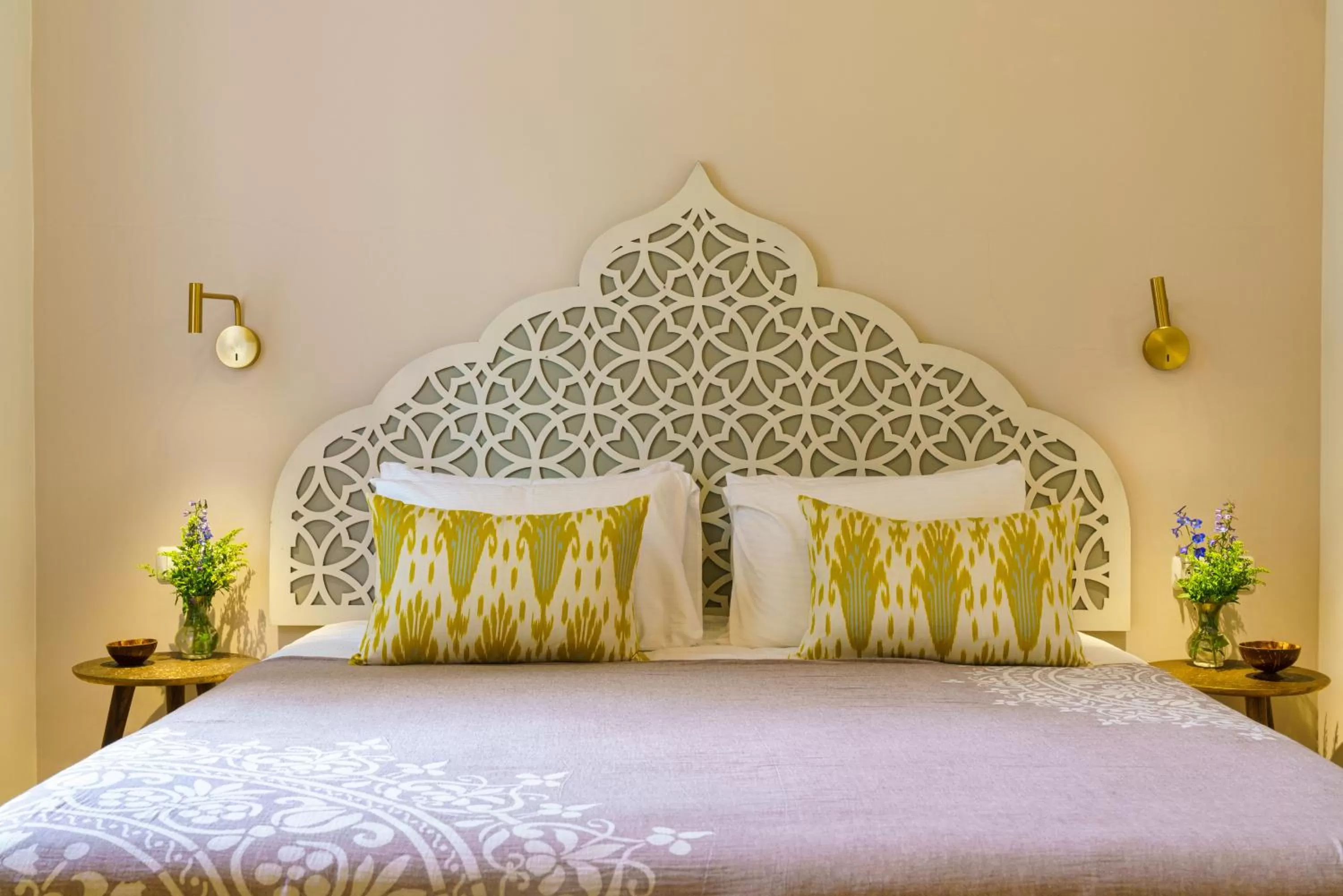 Bed in The Way Inn - Boutique Suites