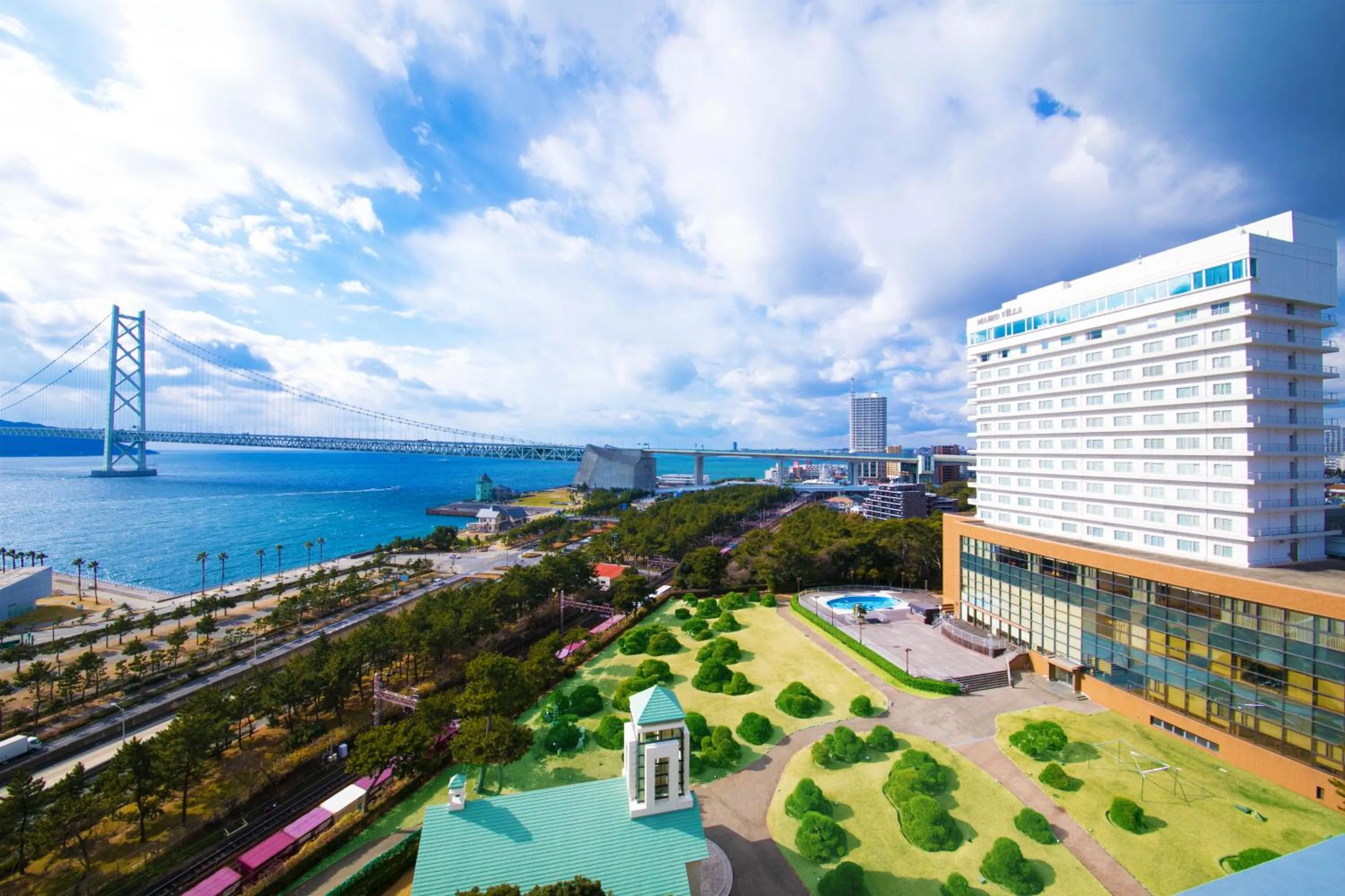 Facade/entrance in Seaside Hotel Maiko Villa Kobe