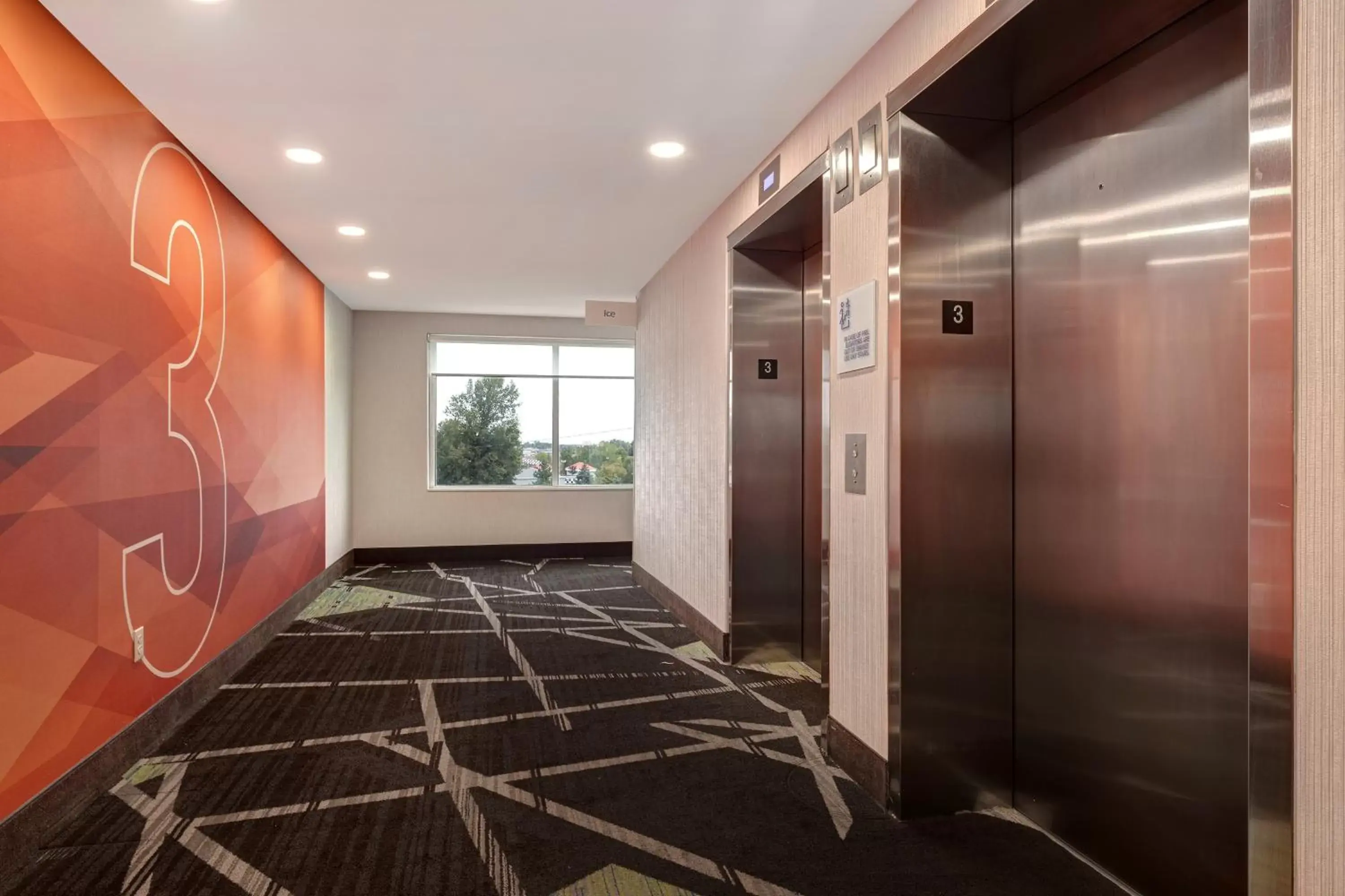 Property building in Holiday Inn Express & Suites - Grand Rapids South - Wyoming, an IHG Hotel
