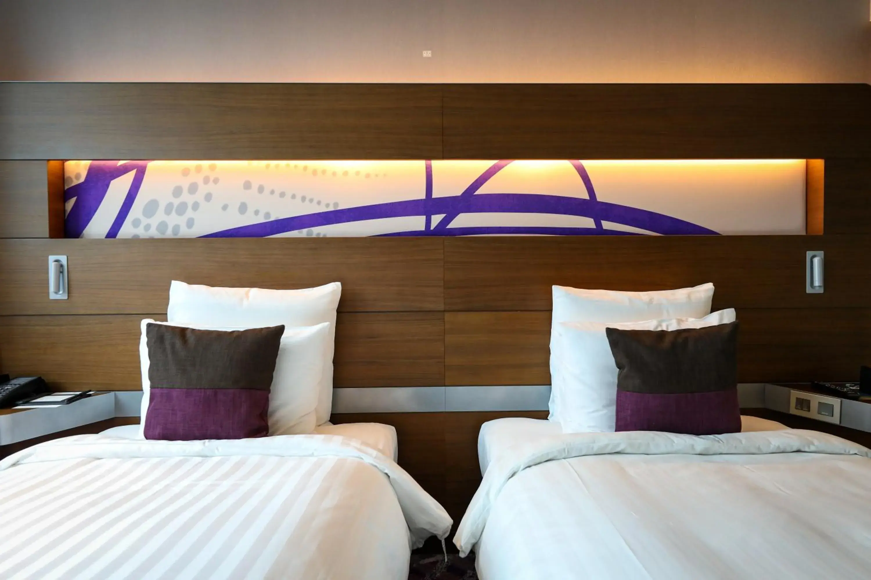 Bed in Novotel Ambassador Suwon Hotel