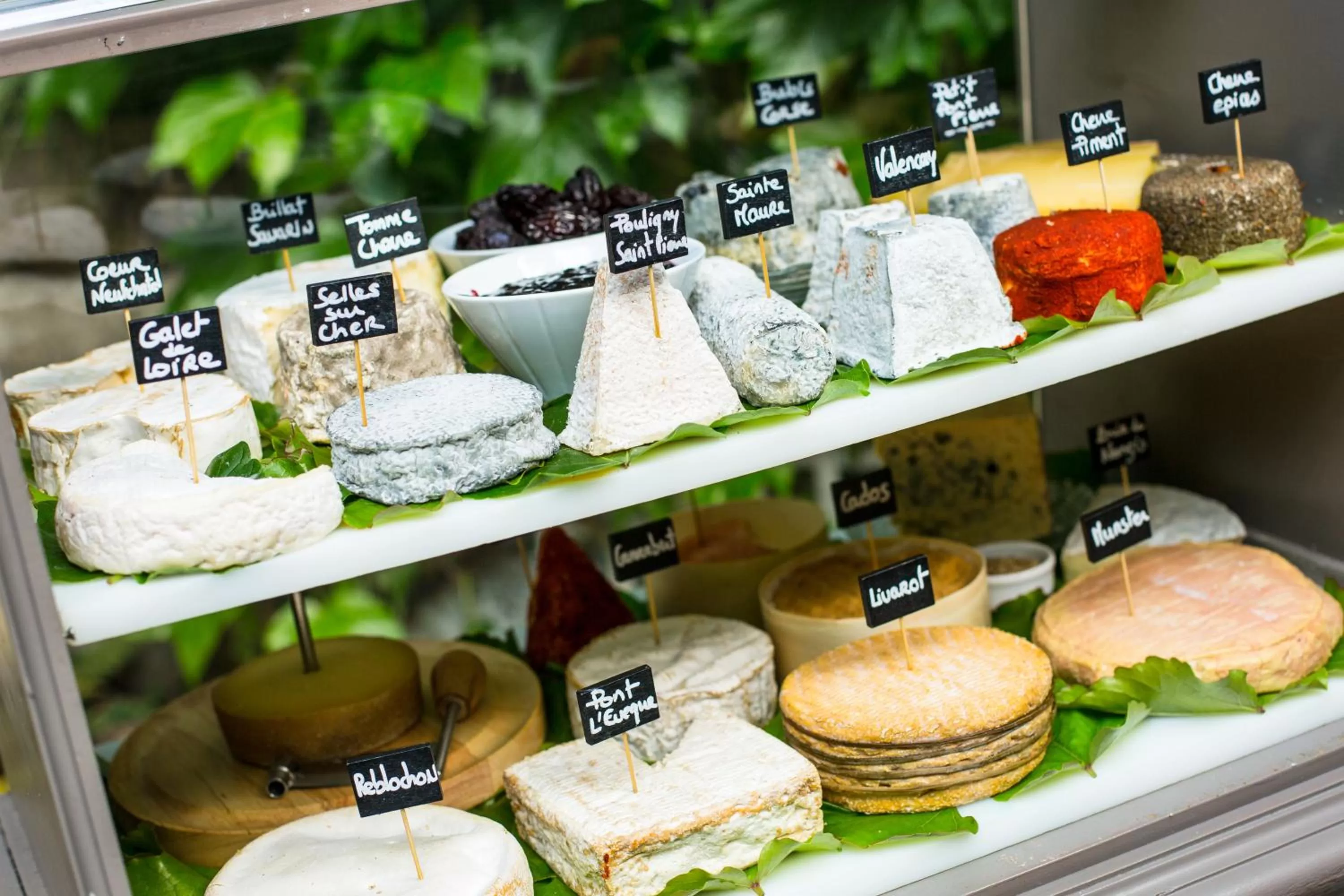 Meals in Logis Hôtels Restaurant La Mère Hamard