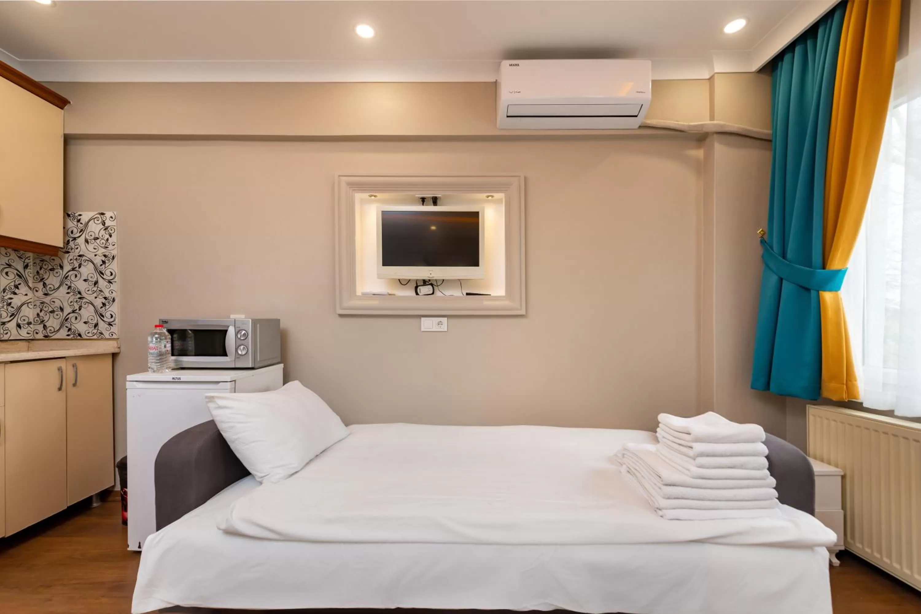 Bed in Kadirga Studios