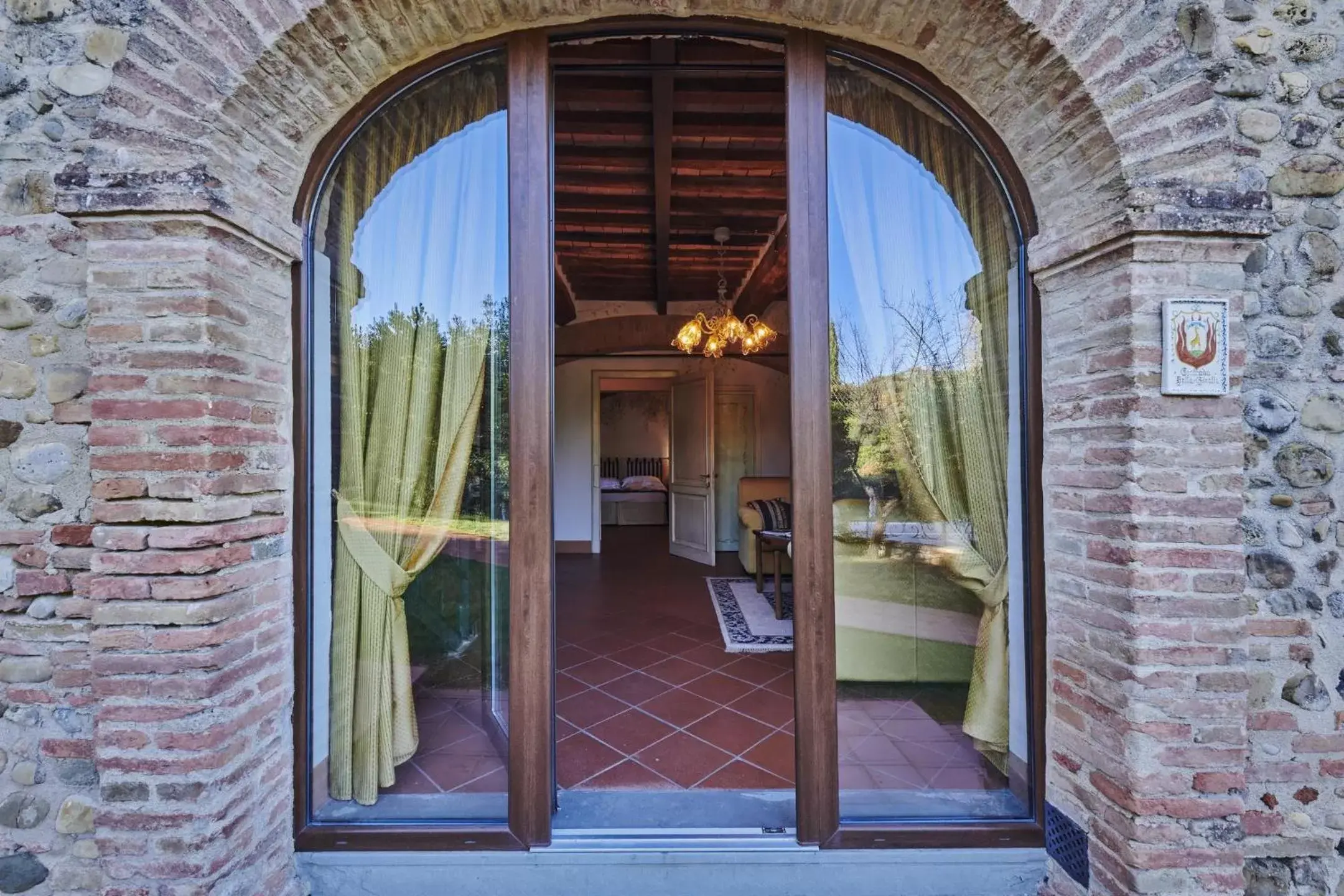 Facade/entrance in Villa Curina Resort