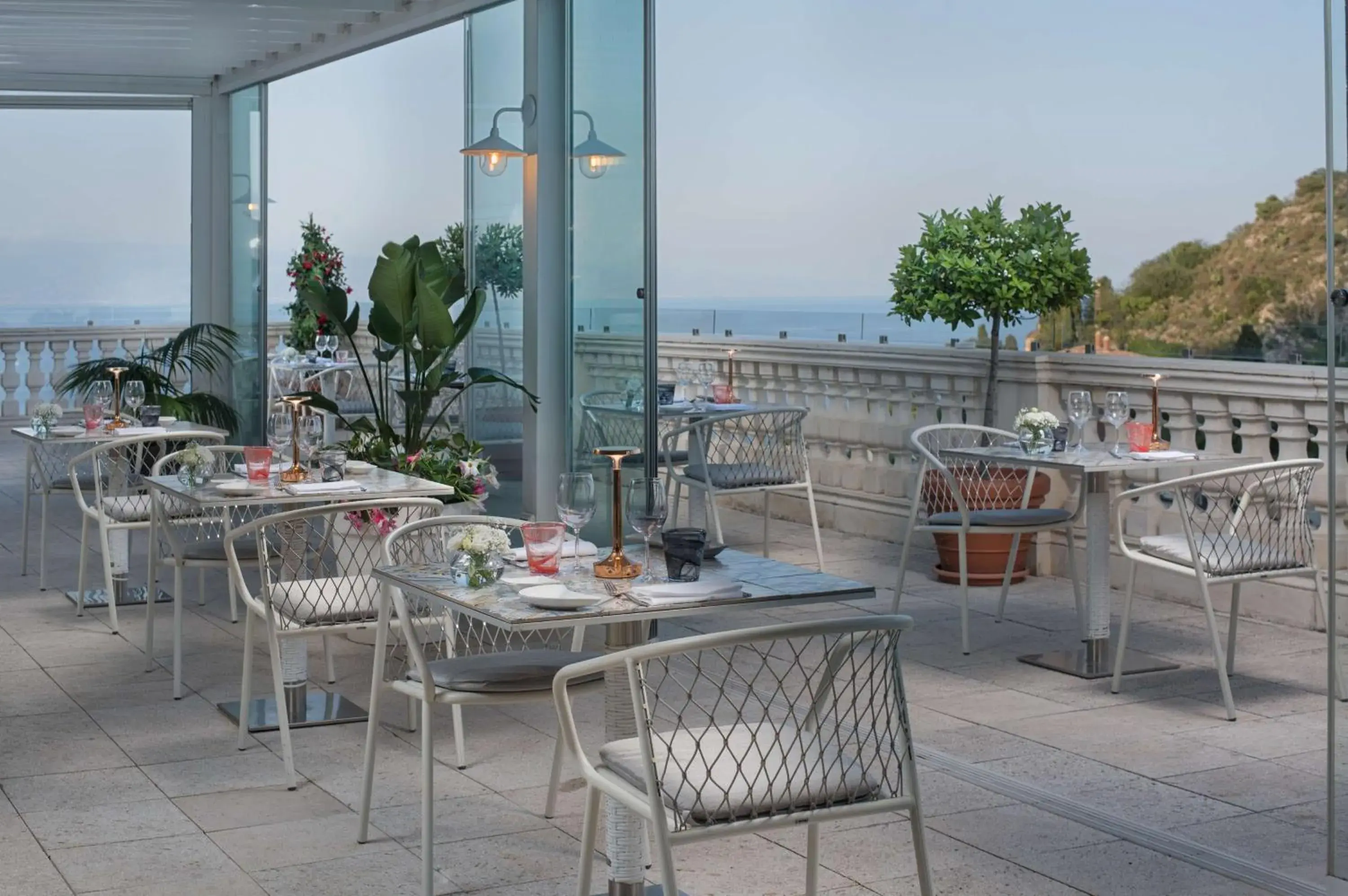 Property building, Restaurant/Places to Eat in NH Collection Taormina