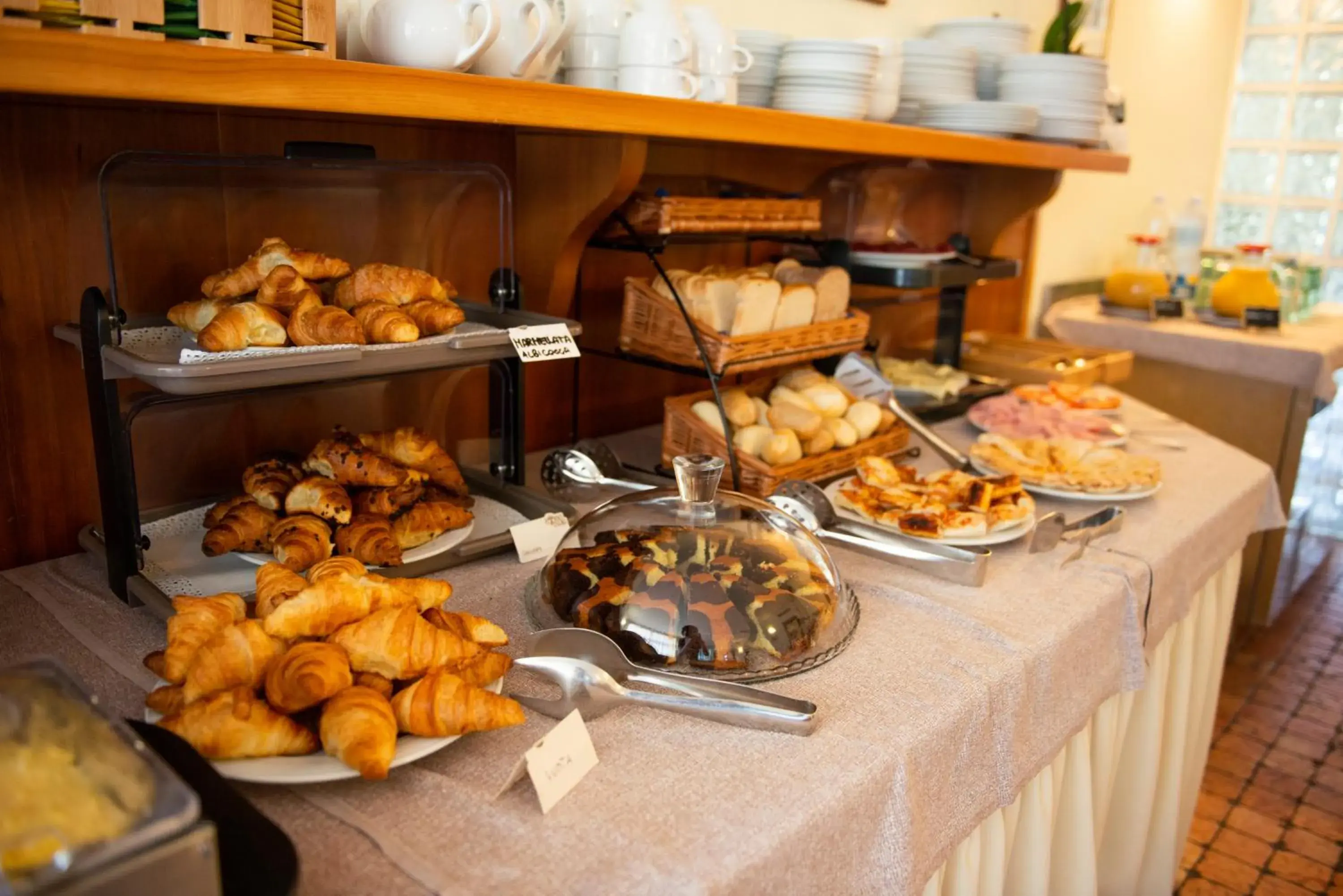 Buffet breakfast, Food in Park Hotel Abbadia