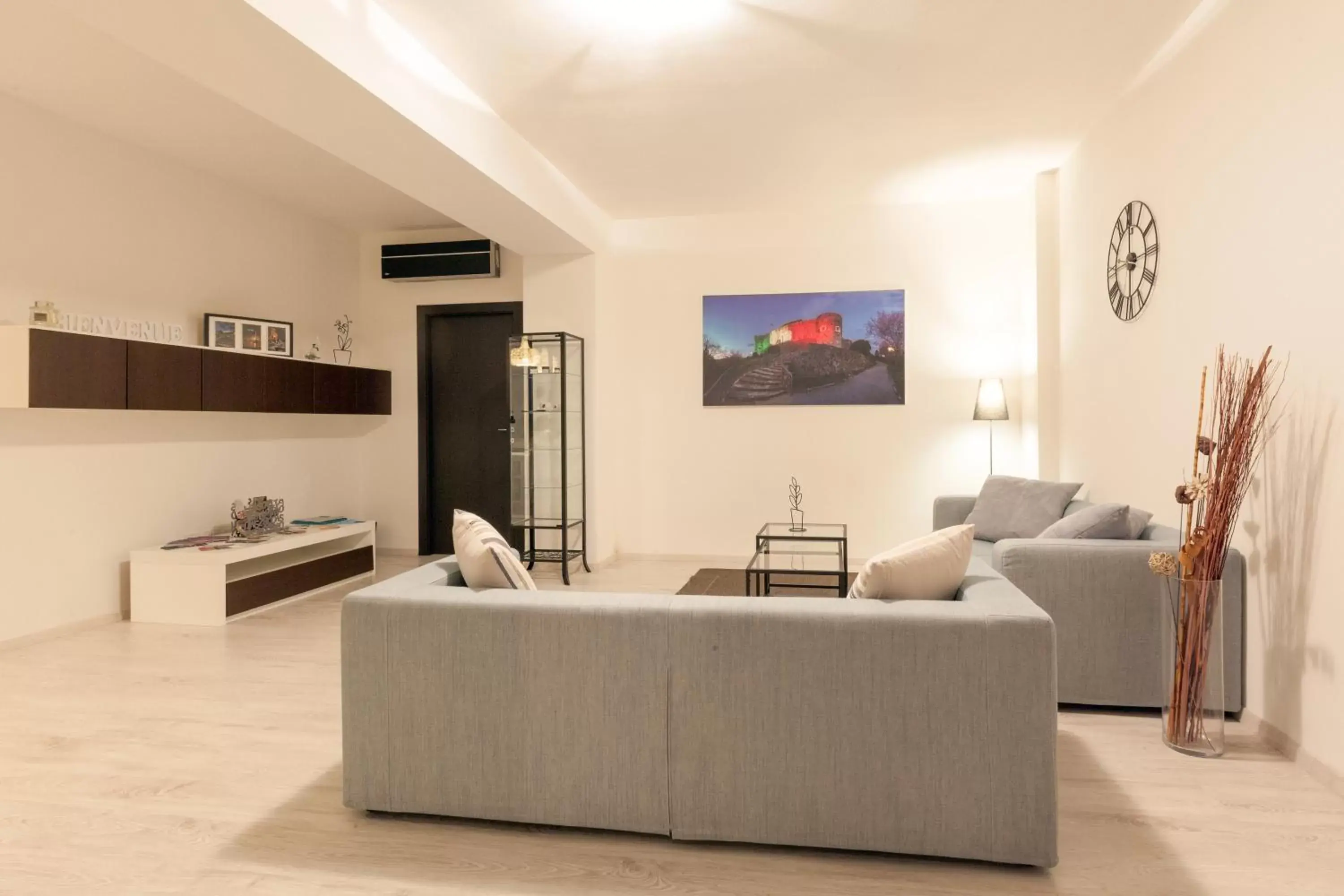 Communal lounge/ TV room in Urban Homy Gorizia Communal lounge/ TV room in Urban Homy Gorizia