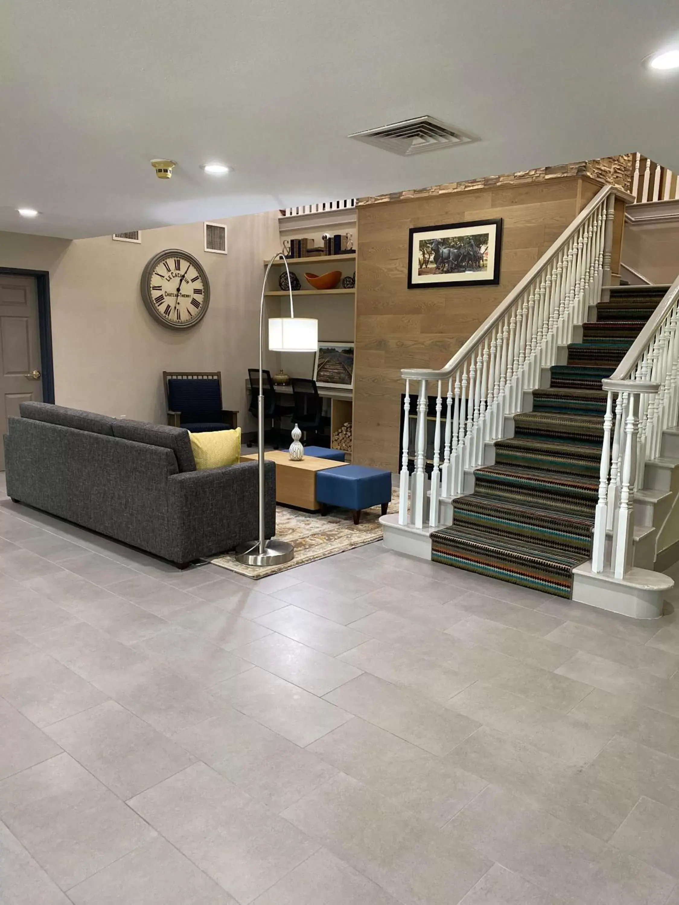 Lobby or reception in Country Inn & Suites by Radisson, Fort Worth, TX Lobby or reception in Country Inn & Suites by Radisson, Fort Worth, TX