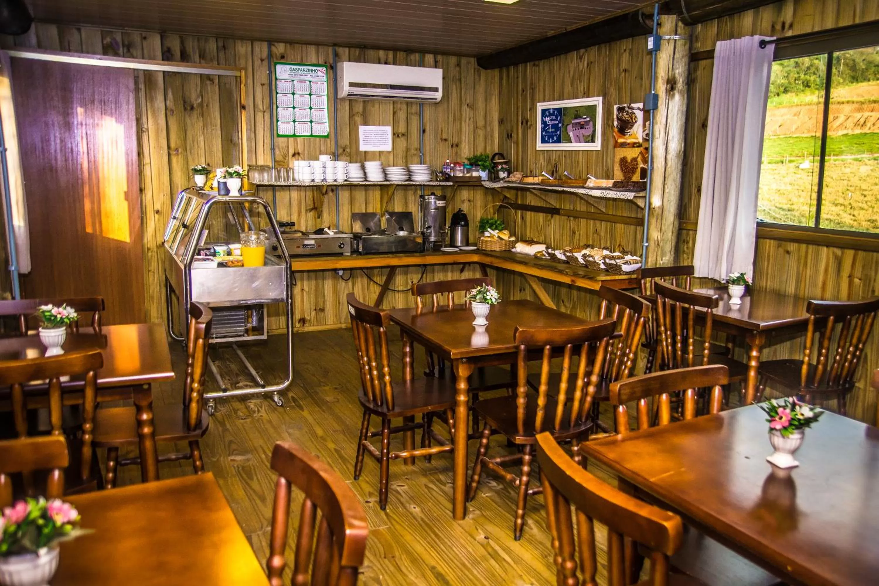 Breakfast in Hotel Guerra - Pousada Montebelo