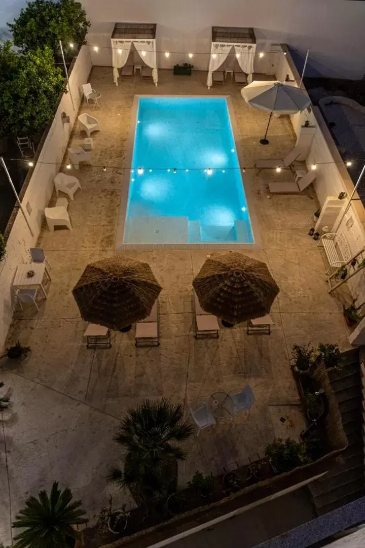 Pool View in La Gemma del Salento Rooms&Apartments