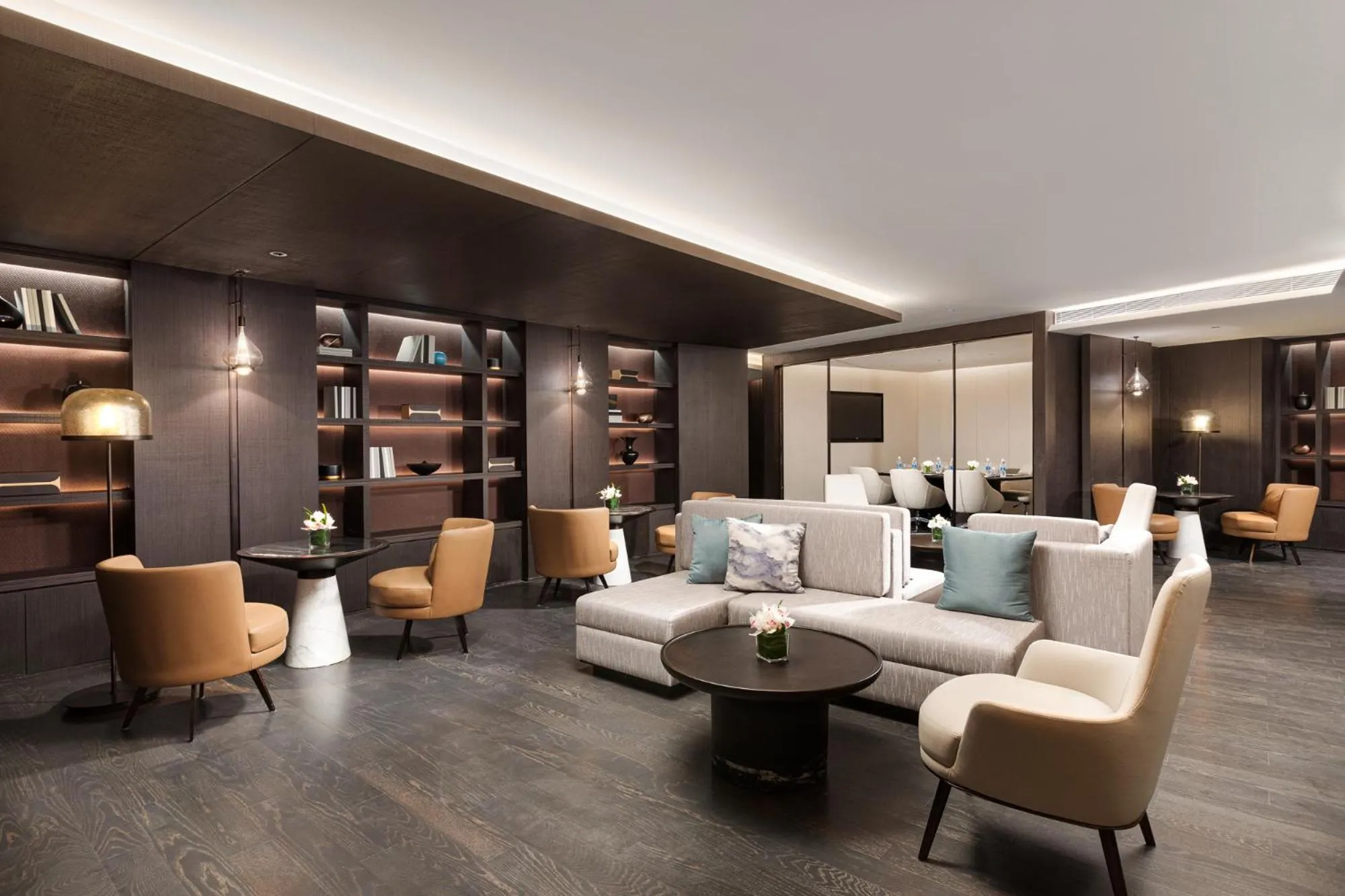 VIP in HUALUXE Shanghai Changfeng Park - Park Lake View