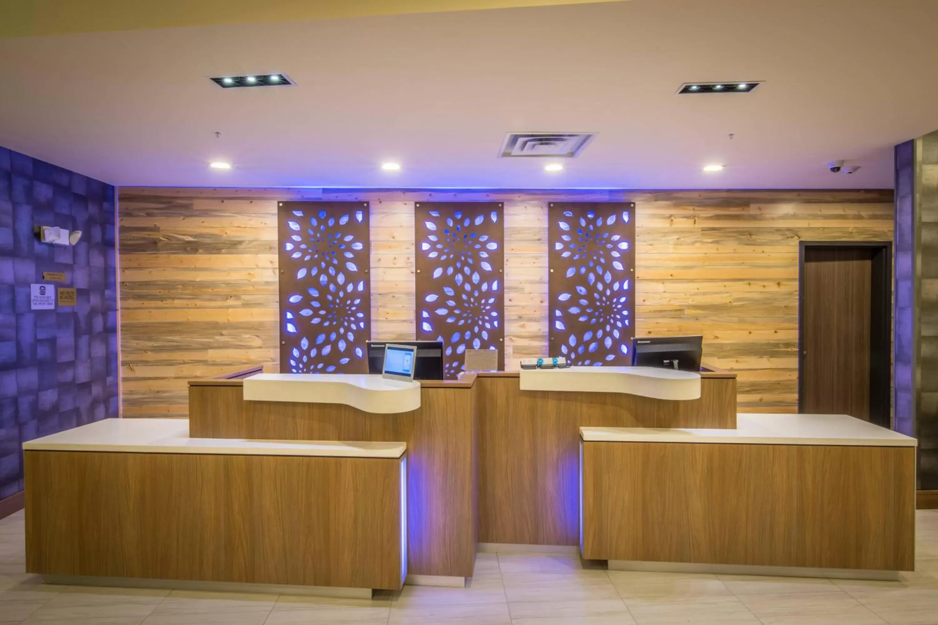 Lobby or reception, Lobby/Reception in Fairfield by Marriott Denver Downtown