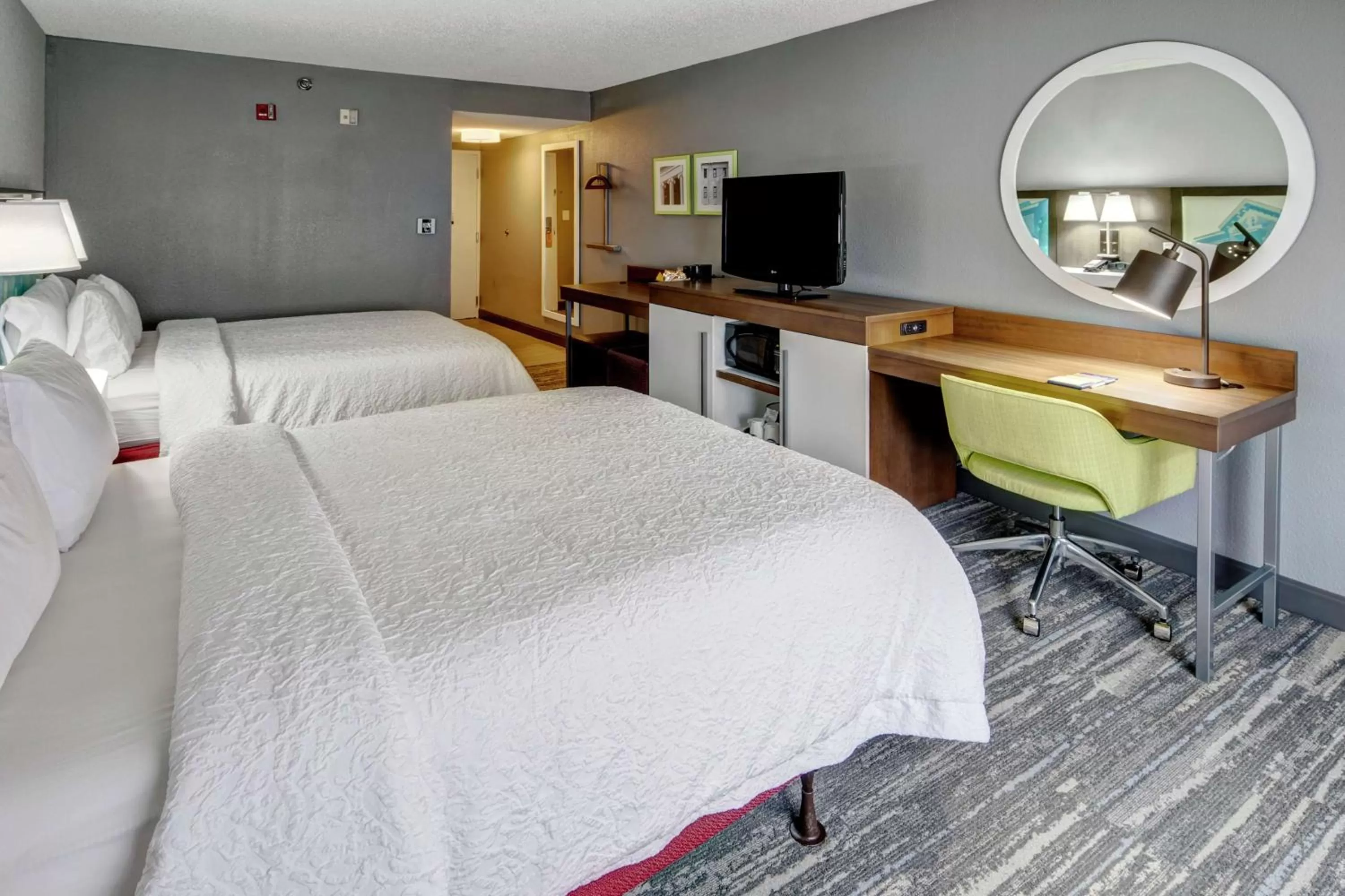 Bedroom, Bed in Hampton Inn Batesville