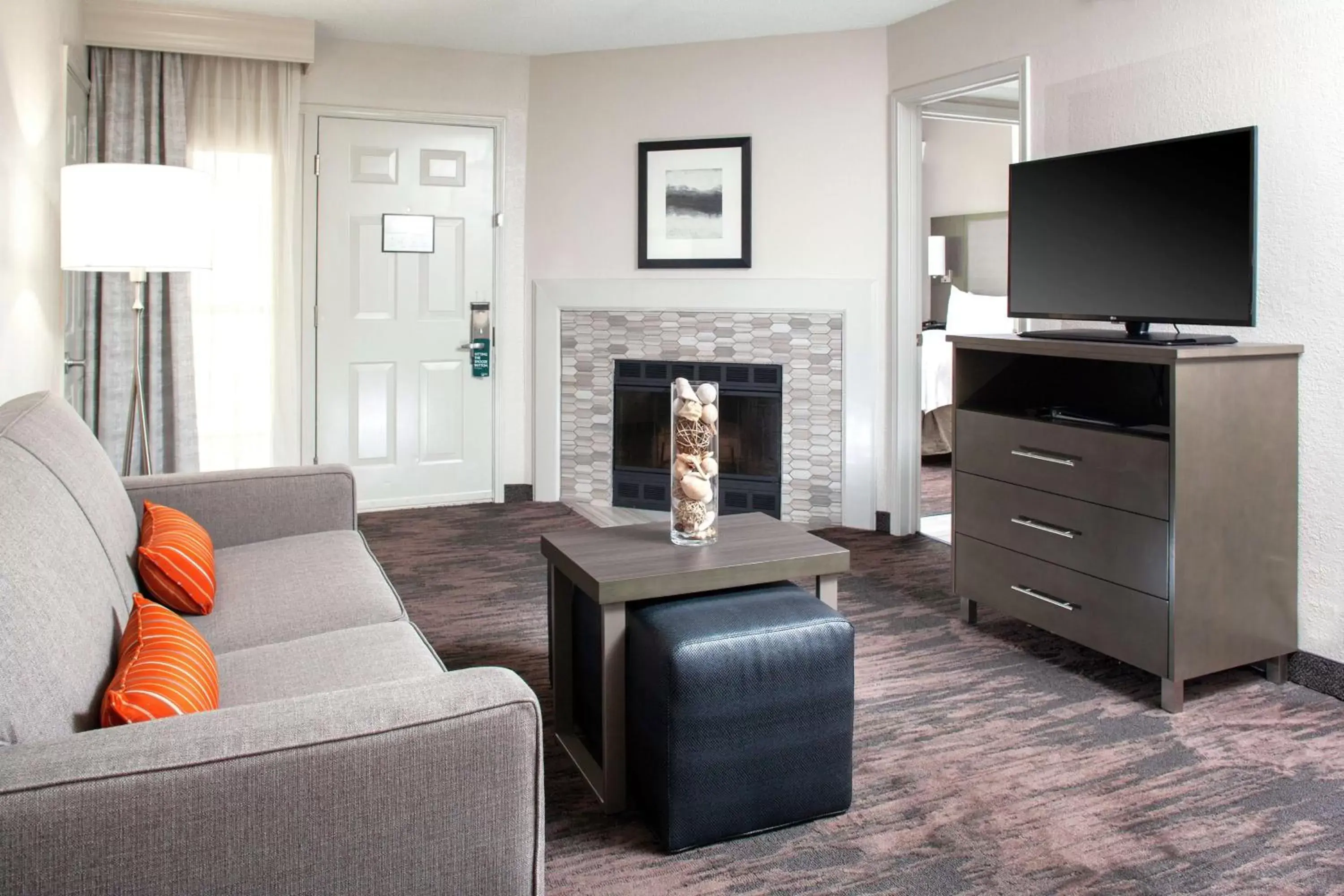 Living room in Homewood Suites by Hilton Dallas-Irving-Las Colinas Living room in Homewood Suites by Hilton Dallas-Irving-Las Colinas