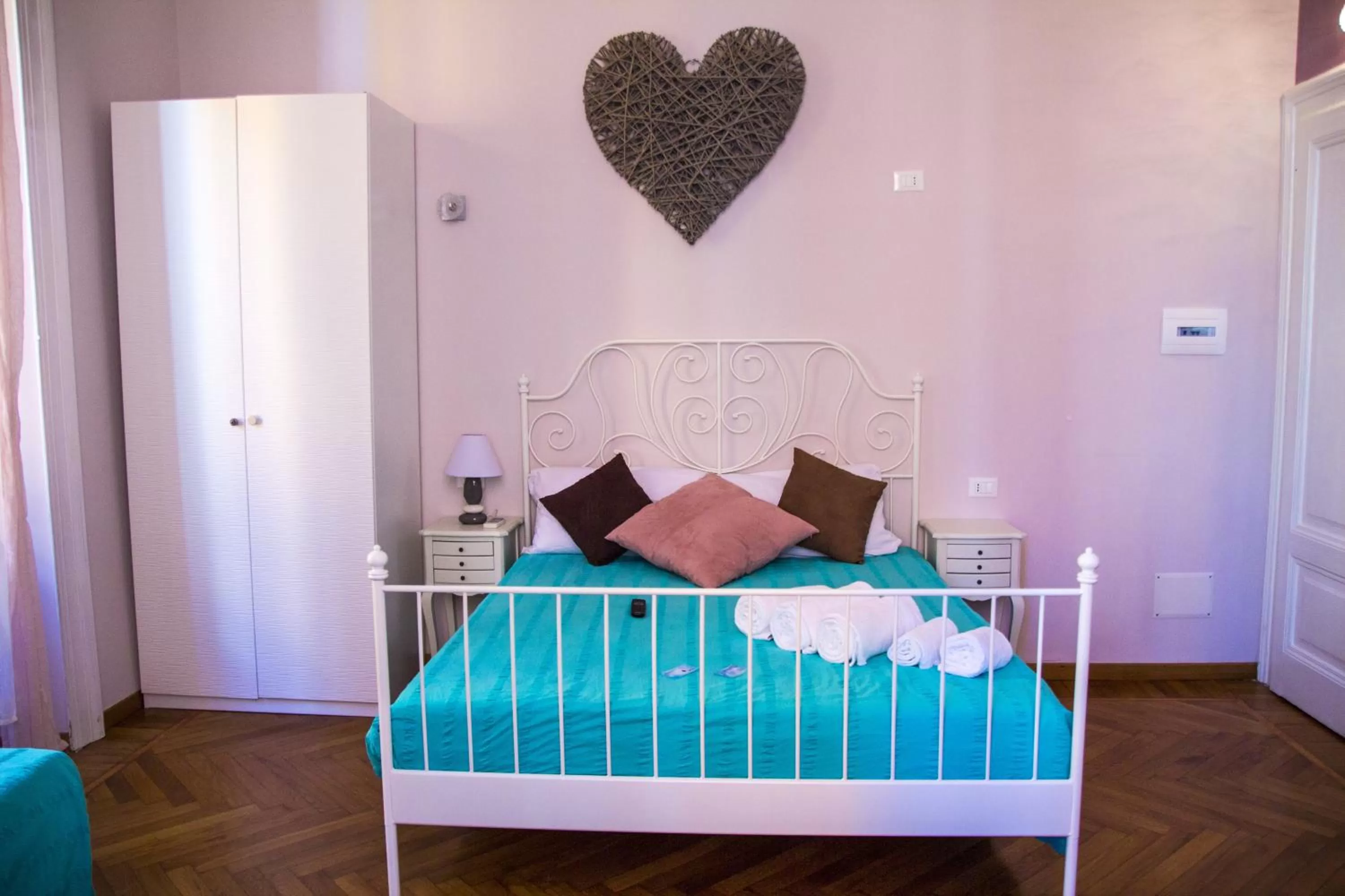 Bed in Sesto Suites Central