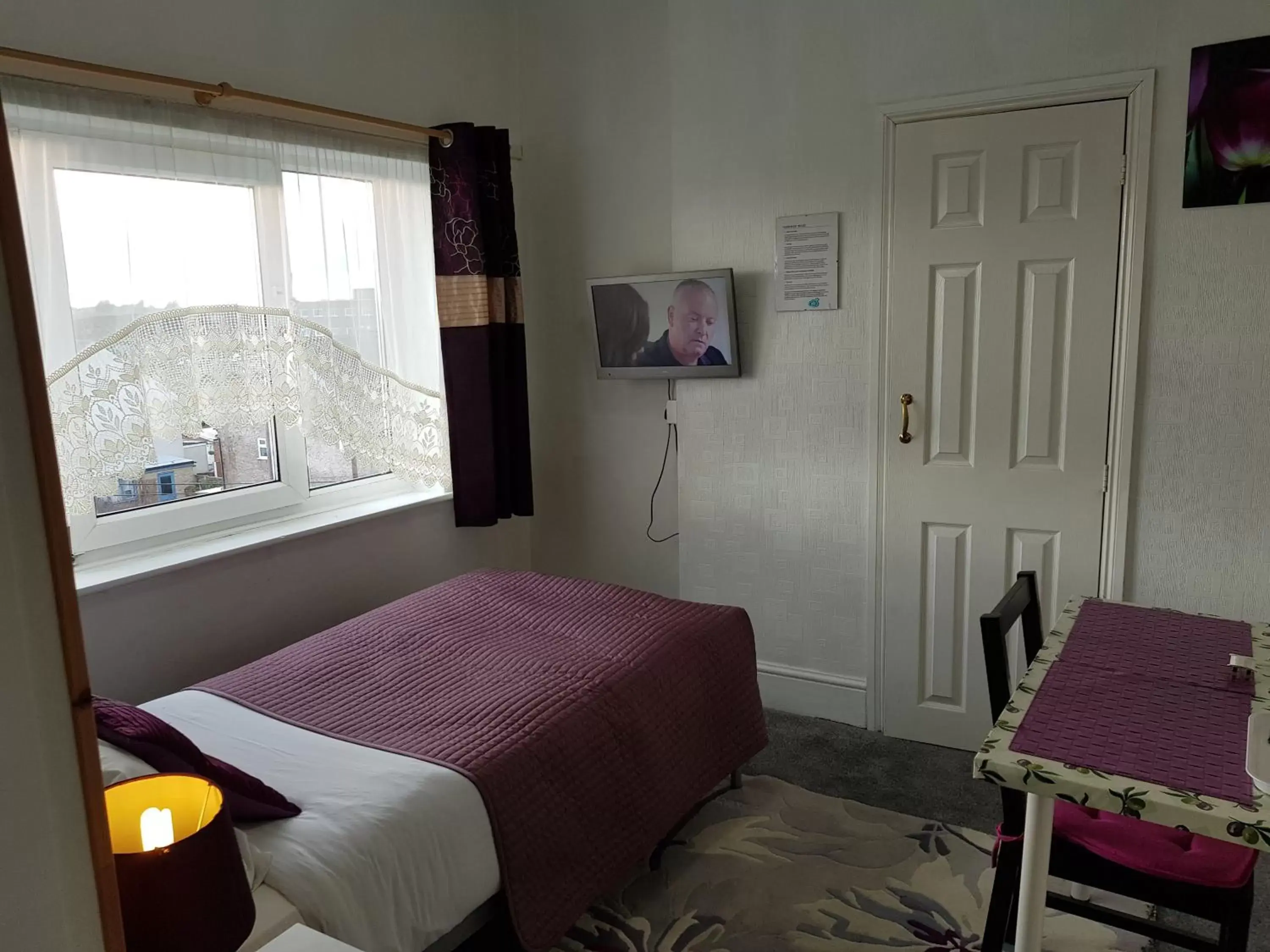 Photo of the whole room, Bed in Fairhaven Guest Accommodation