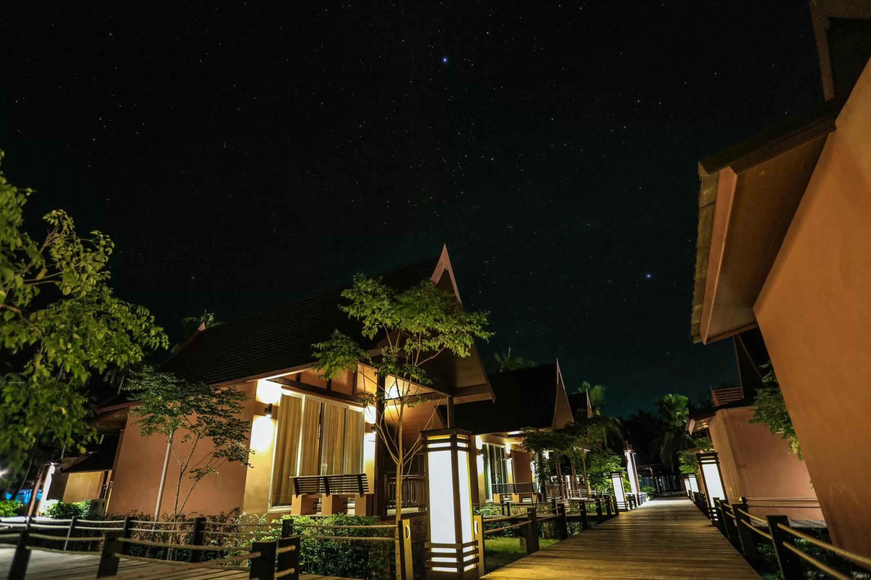 Garden view in Koh Kood Paradise Beach