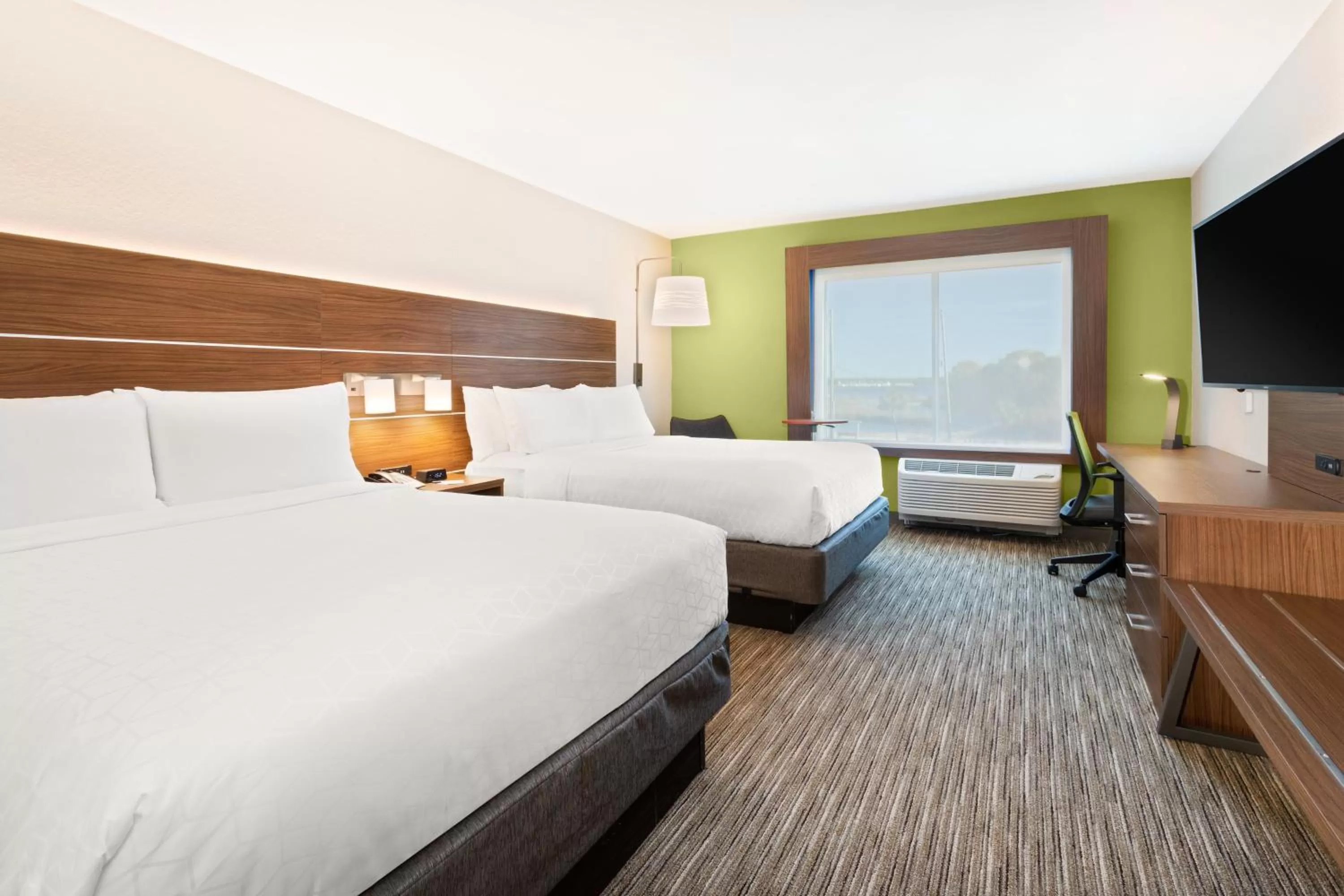 Photo of the whole room, Bed in Holiday Inn Express & Suites Niceville - Eglin Area by IHG