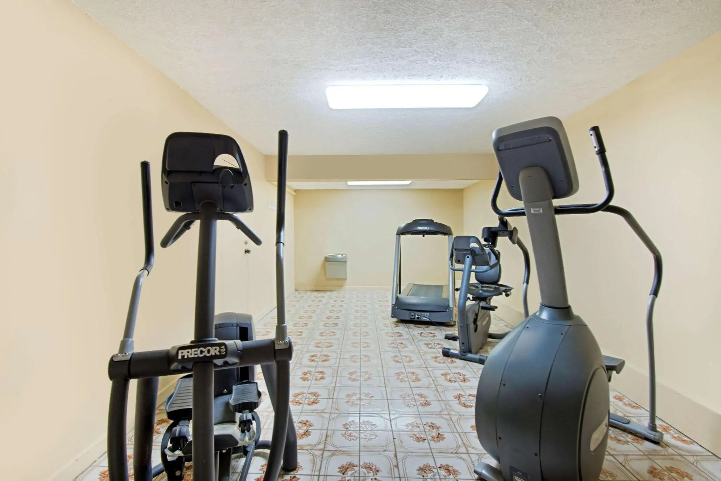 Fitness centre/facilities, Fitness Center/Facilities in Baymont by Wyndham Sandusky