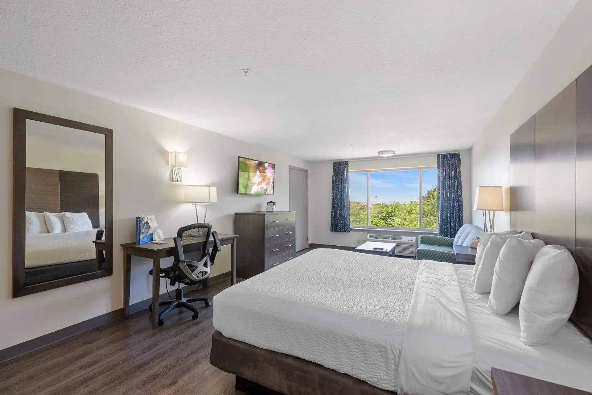 Bed in Oceanview Inn at the Arch Bed in Oceanview Inn at the Arch