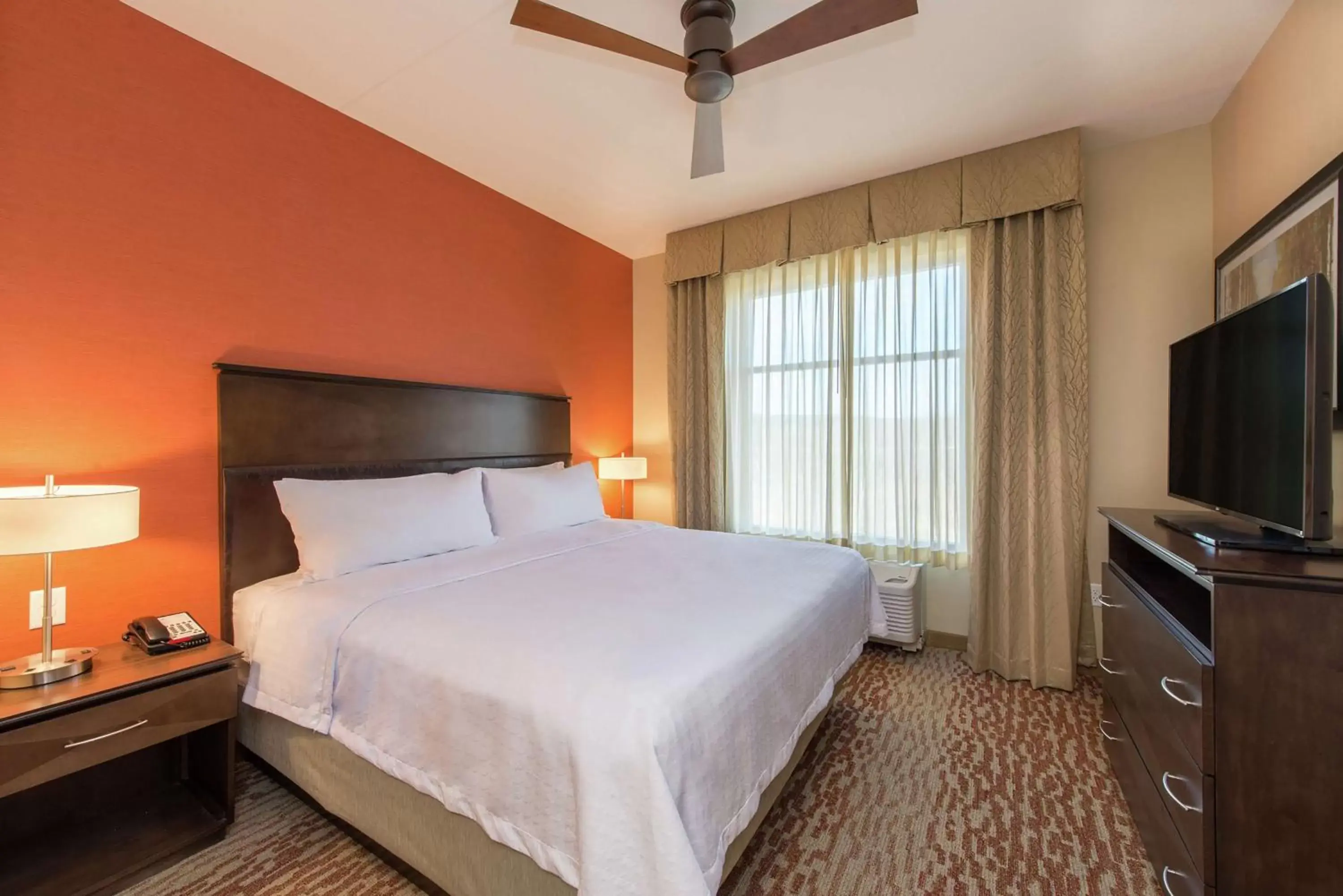 King Studio with Roll-In Shower - Mobility and Hearing Access/Non-Smoking in Homewood Suites by Hilton Boston Marlborough King Studio with Roll-In Shower - Mobility and Hearing Access/Non-Smoking in Homewood Suites by Hilton Boston Marlborough