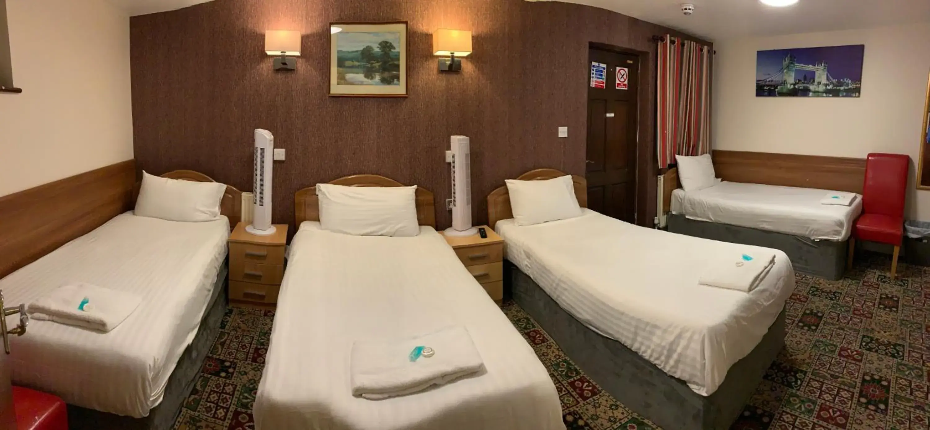 Bed in Twickenham Guest House Bed in Twickenham Guest House