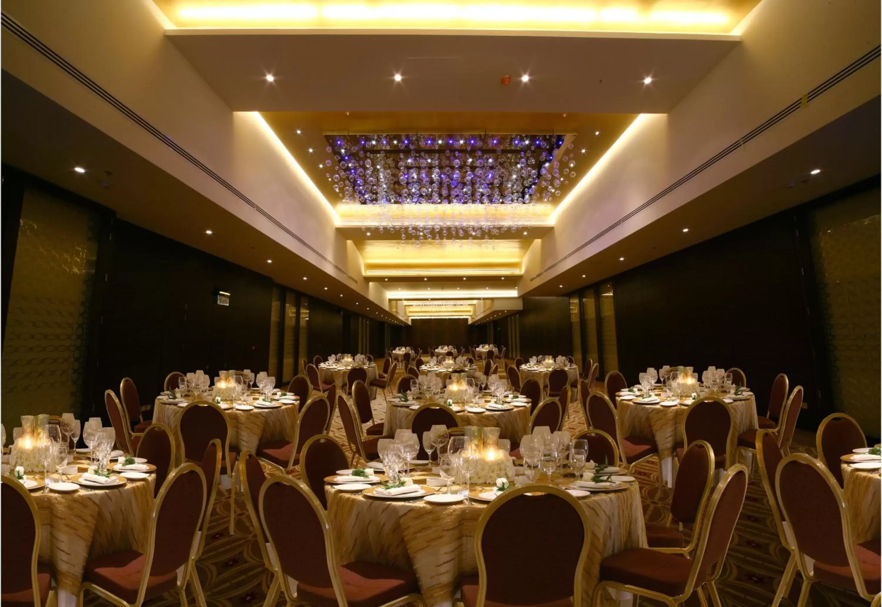 Restaurant/places to eat, Banquet Facilities in Regency Palace Amman