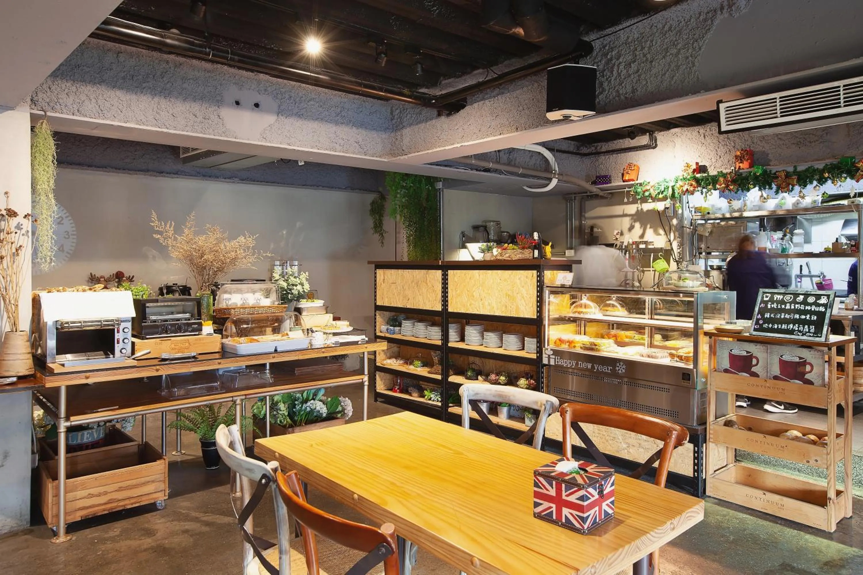 Restaurant/Places to Eat in Friendly Inn