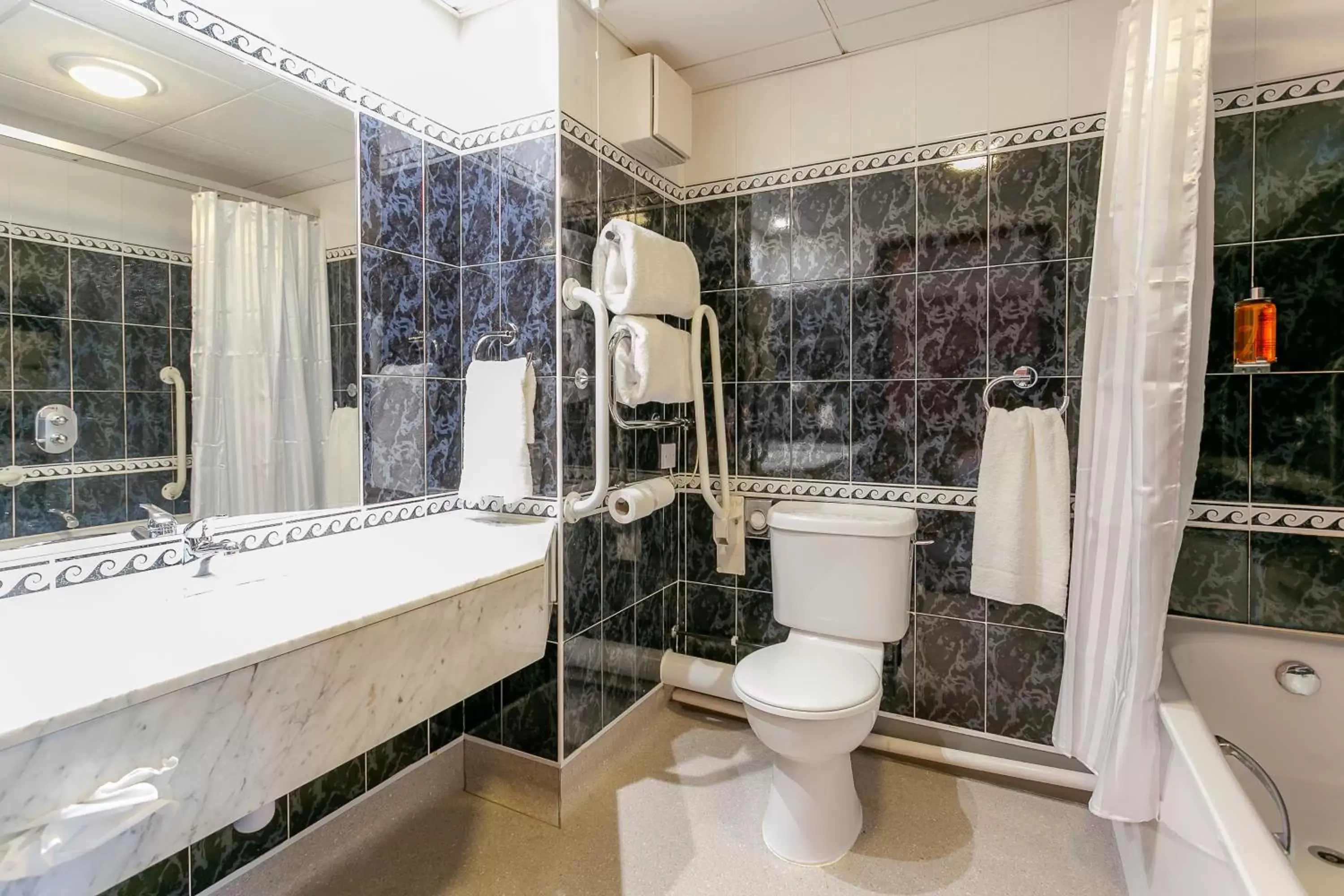 Bathroom in Cedar Court Hotel Harrogate