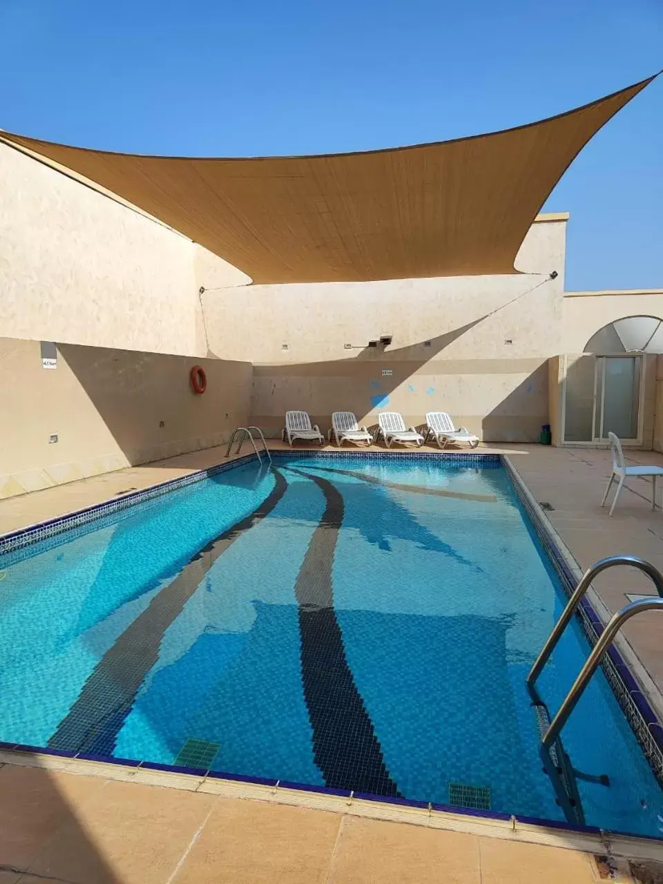 Pool view, Swimming Pool in Al Raya Hotel Apartments