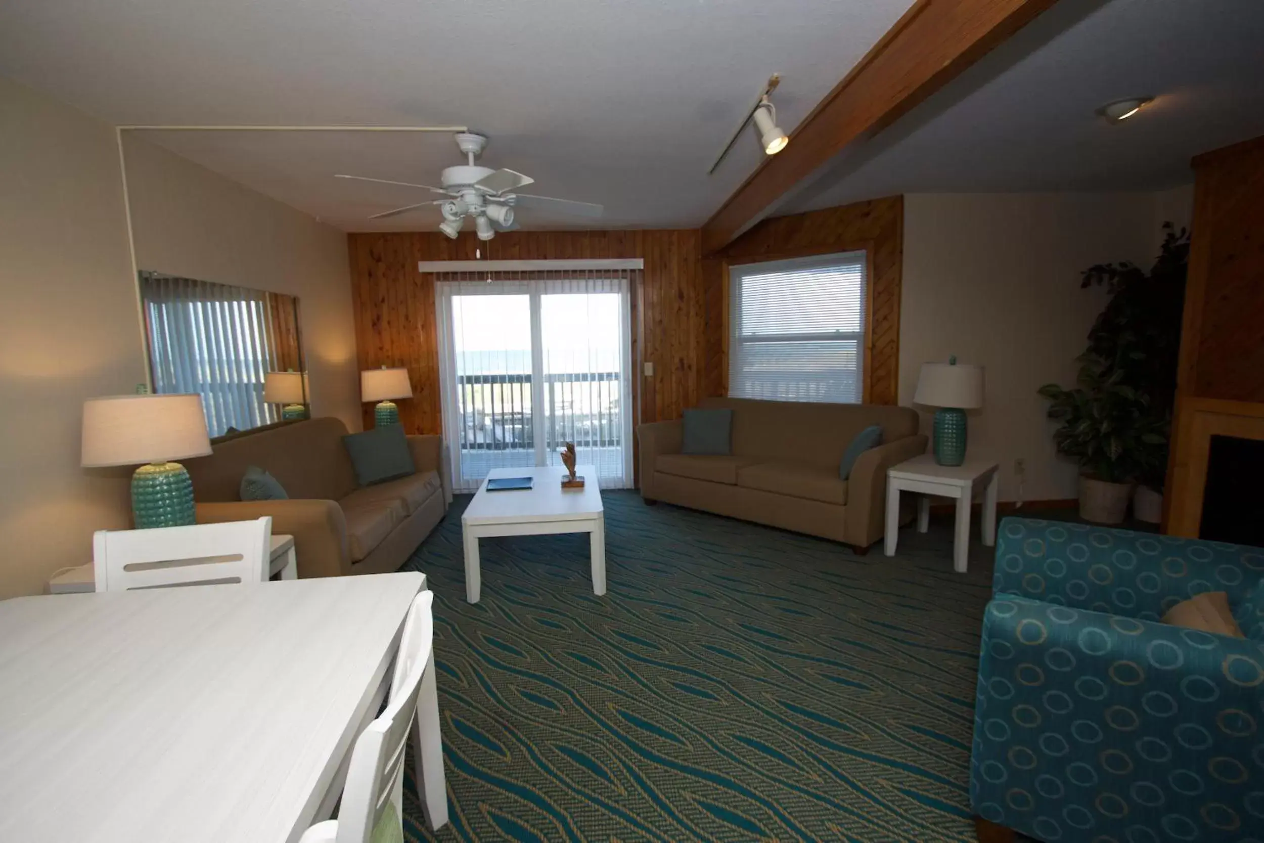 Apartment with Balcony in Ocean Pines Resort by Capital Vacations