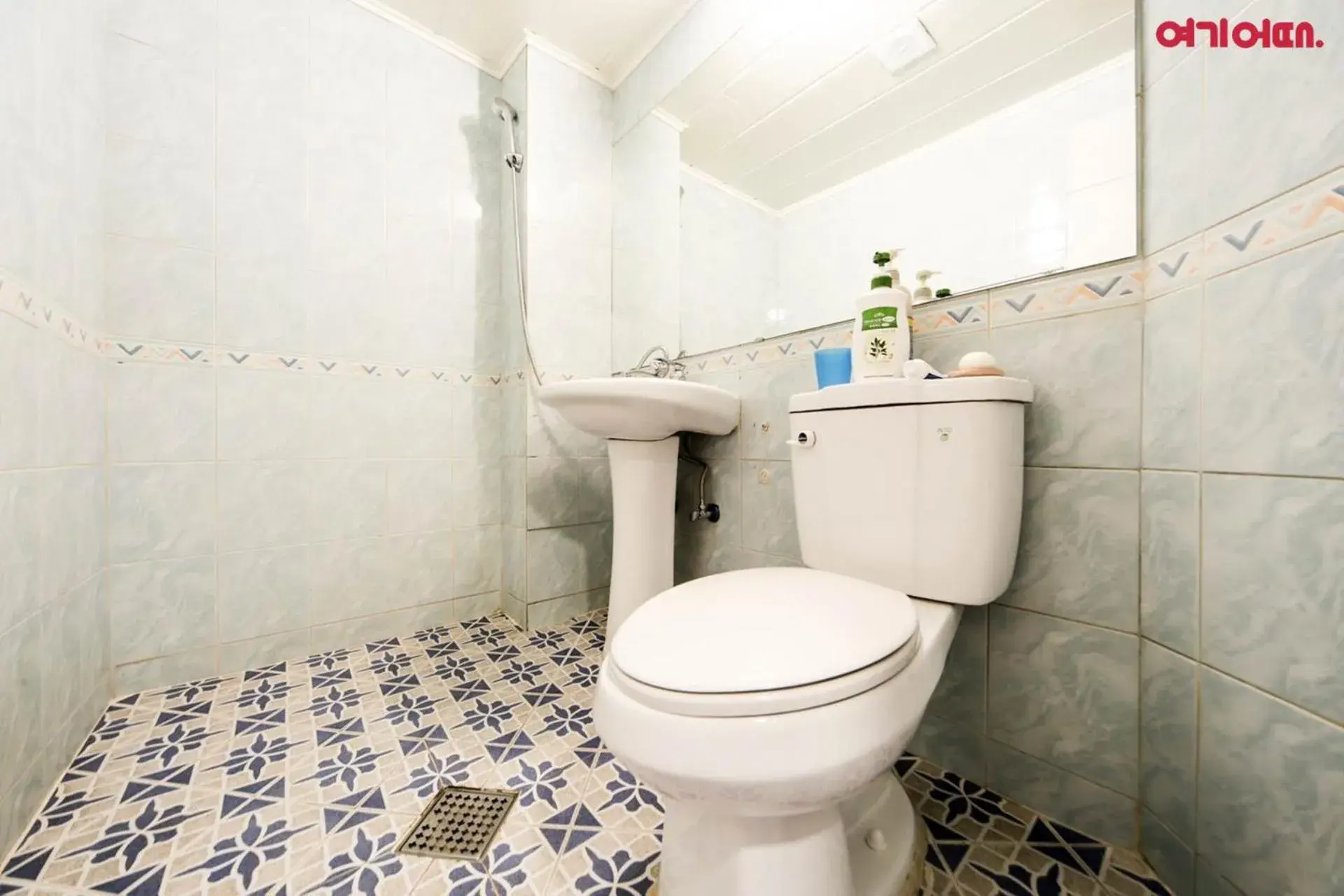 Bathroom in Insadong R Guesthouse