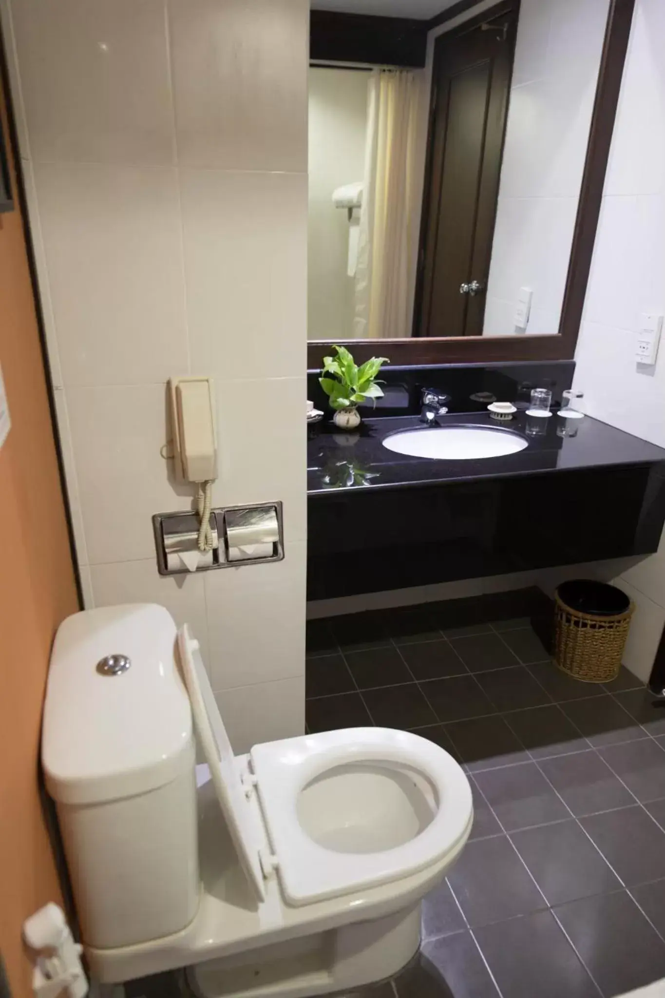 Toilet, Bathroom in Chiangmai Grandview Hotel & Convention Center - SHA Extra Plus