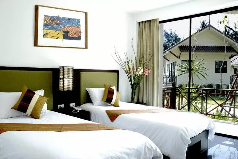 Day, Bed in Kuiburi Hotel & Resort