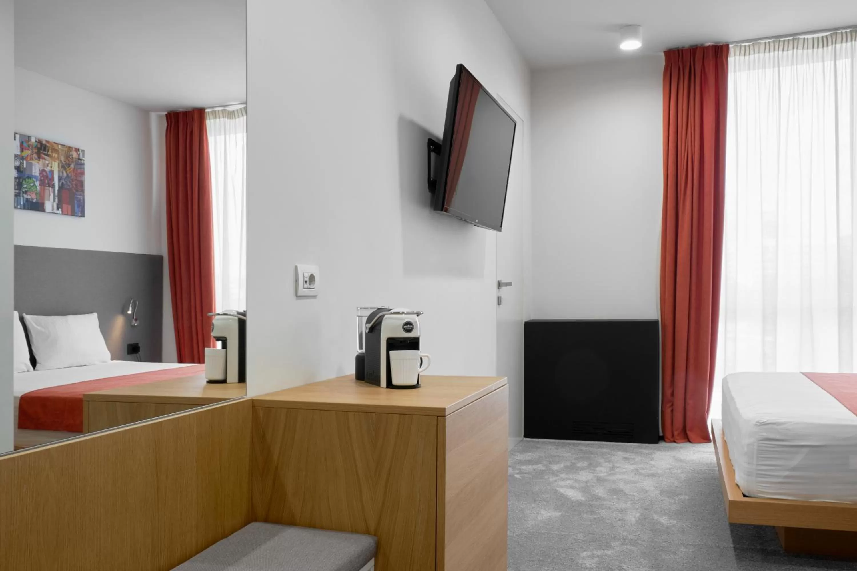 TV and multimedia, Bed in Adella Boutique Hotel - Free Secured Parking