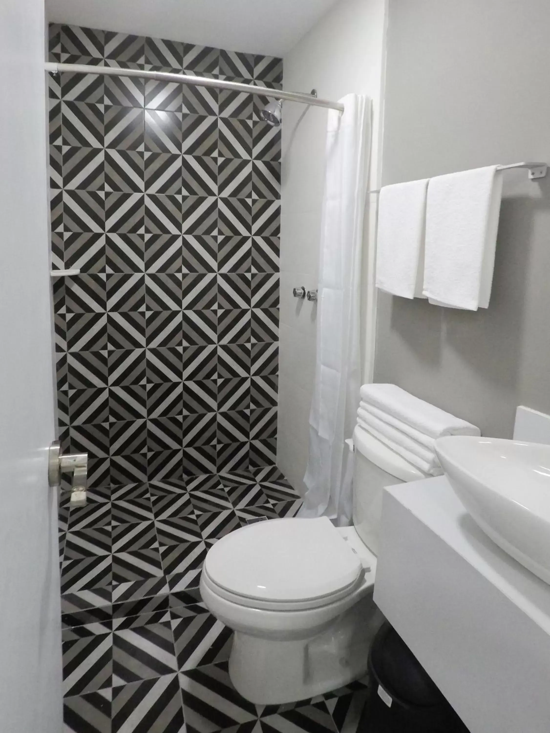 Bathroom in Casa moderna equipada como en pequeño hotel hab 4