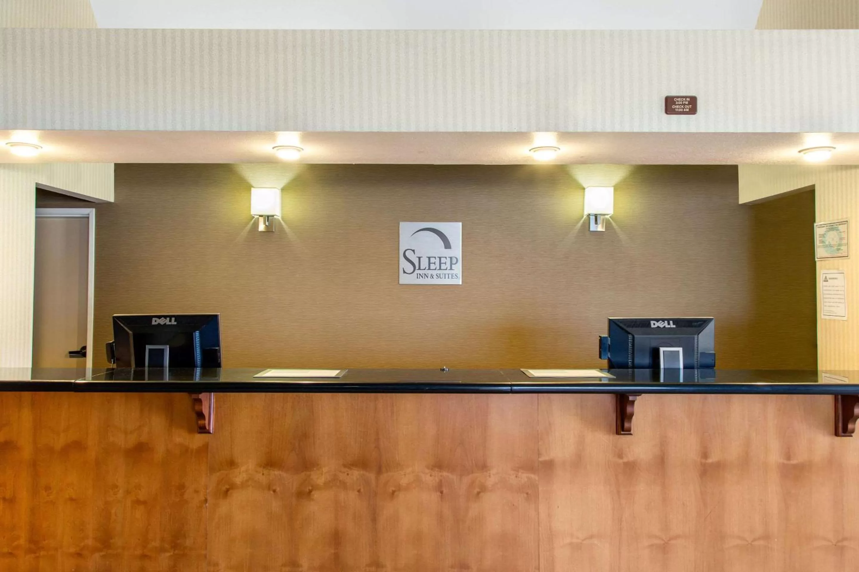 Lobby or reception in Sleep Inn & Suites Bakersfield North