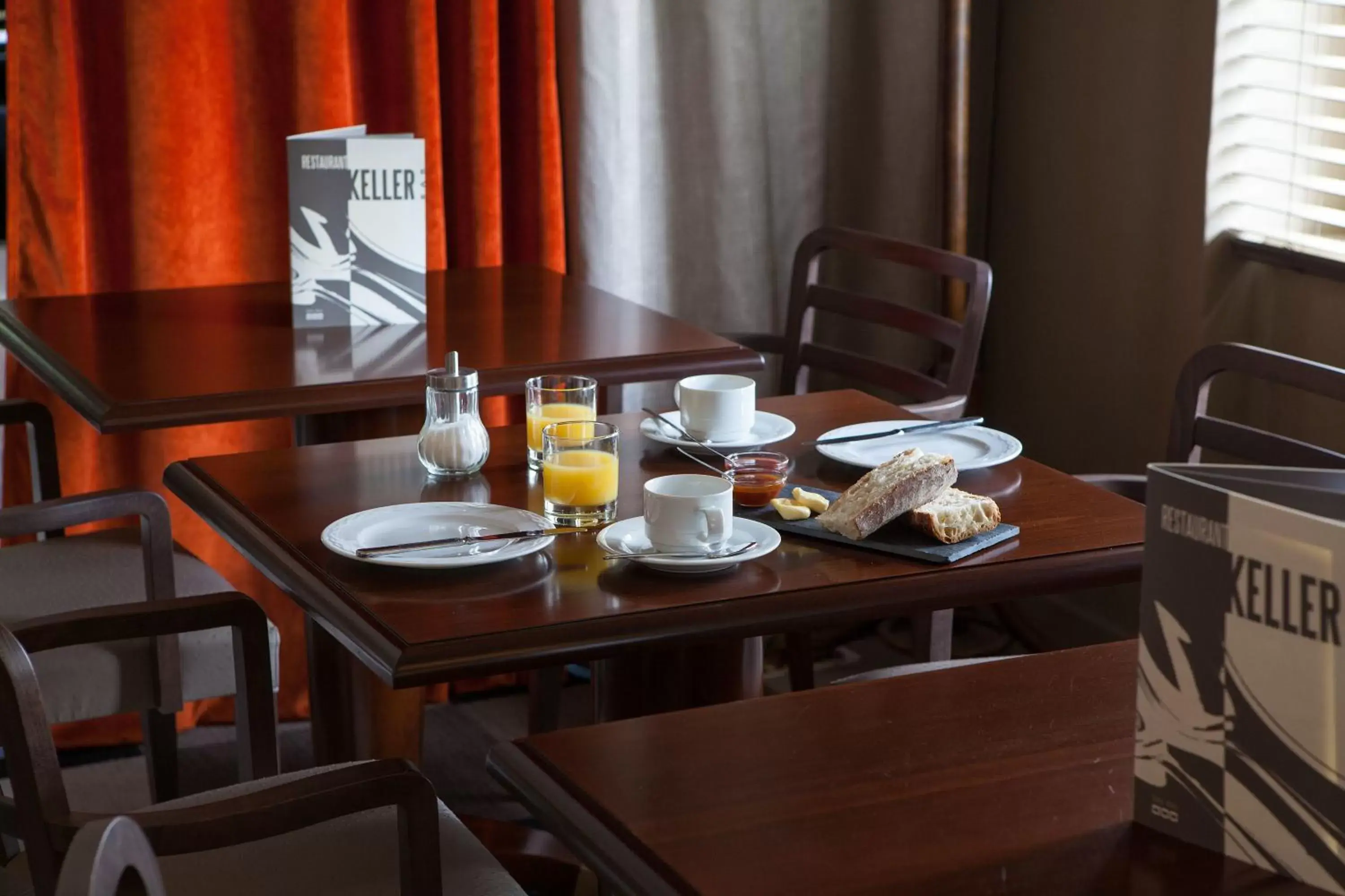 Breakfast in Logis Hôtel Beauséjour Colmar