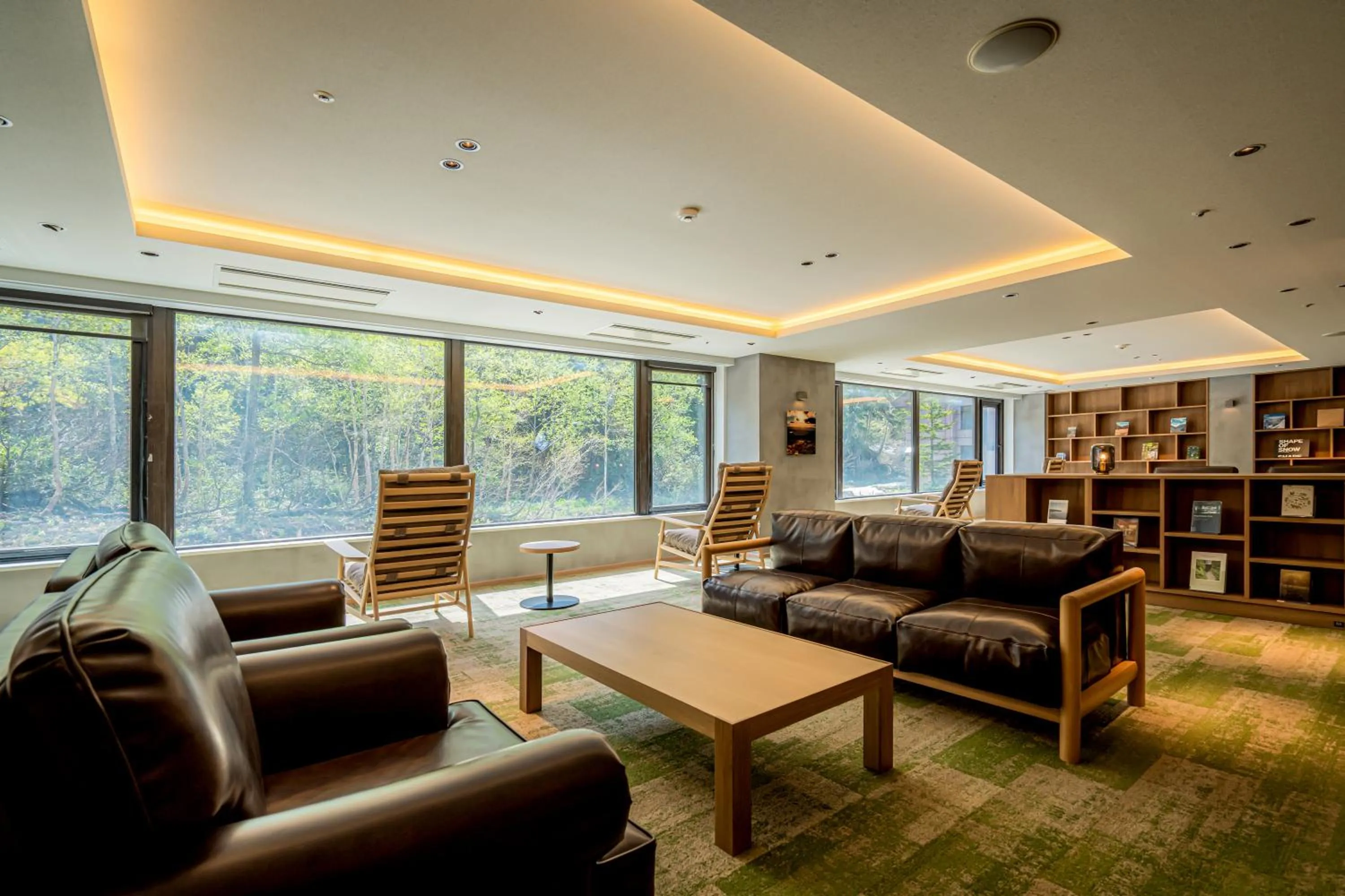 Library in Higashikawa Asahidake Onsen Hotel Bear Monte