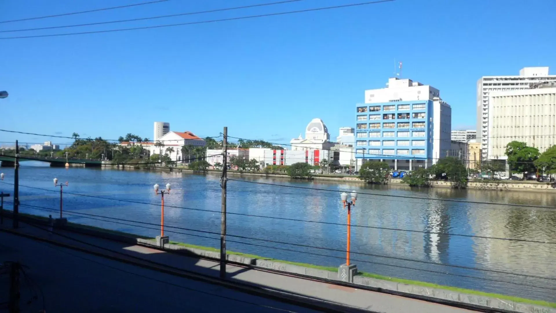 Day, Neighborhood in Rede Andrade Plaza Recife