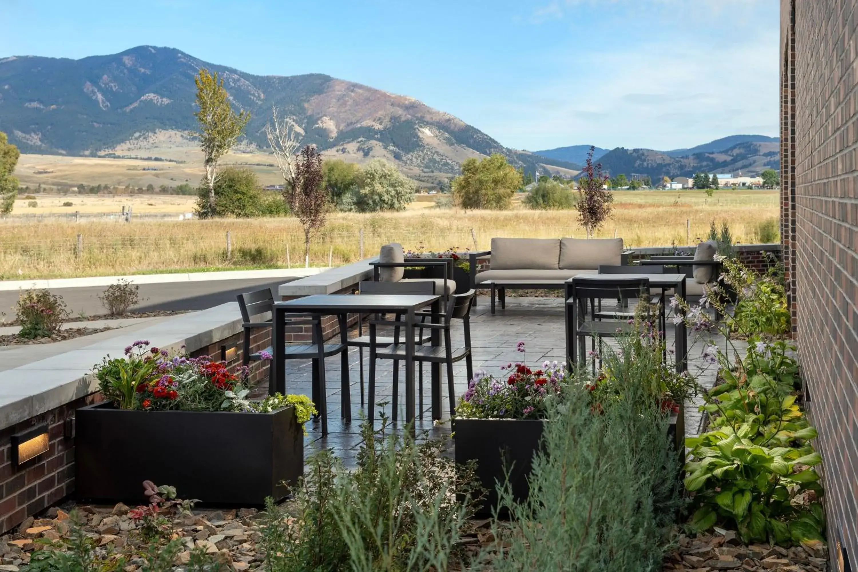 Swimming pool, Mountain View in Courtyard by Marriott Bozeman