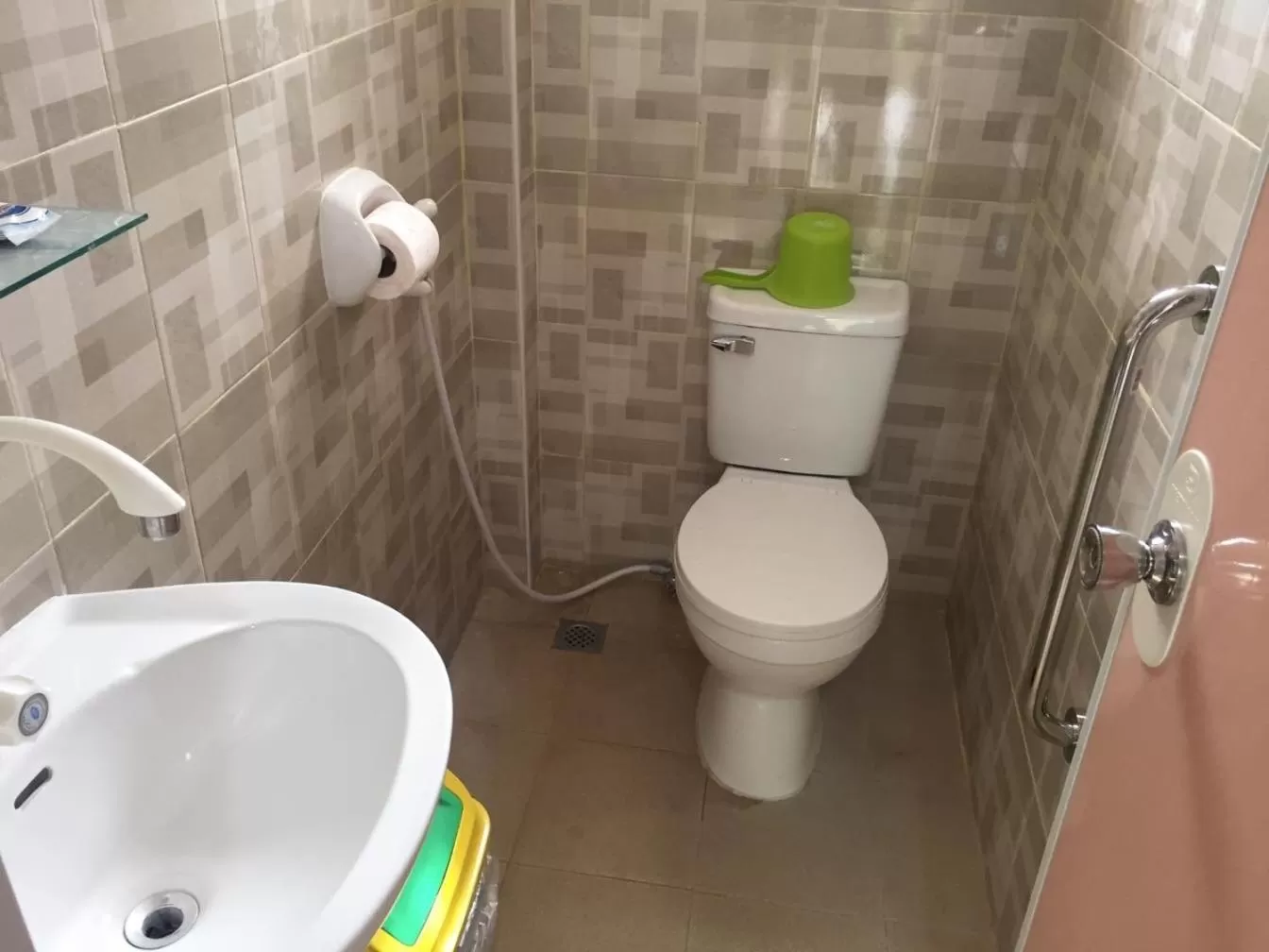 D's Oceanview Beach Resort