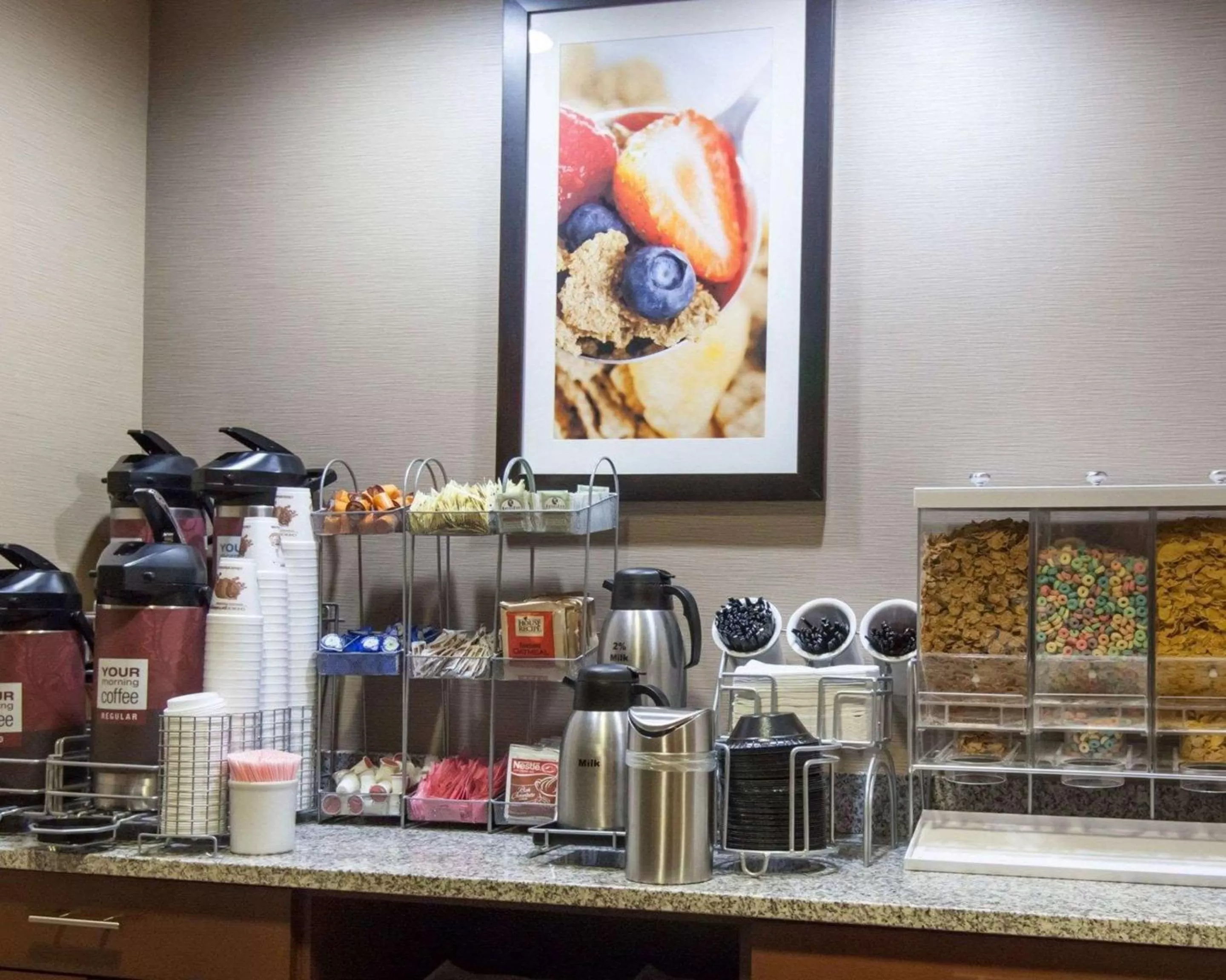 Restaurant/places to eat in Comfort Suites Tulsa Central