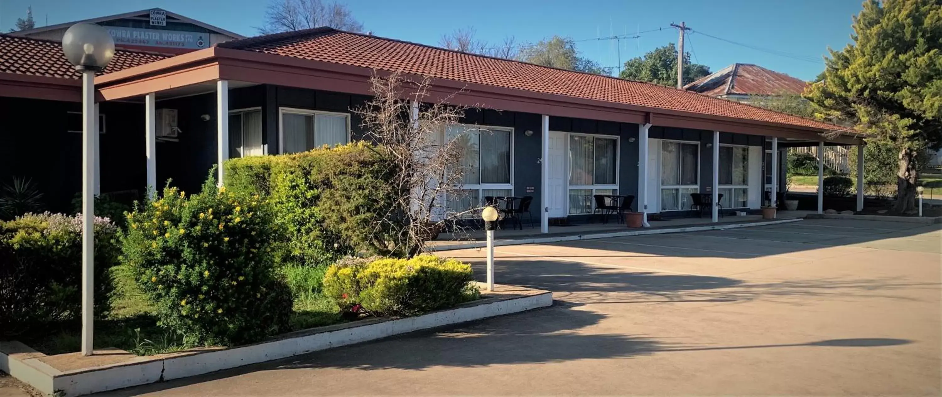 Property Building in Countryman Motor Inn Cowra