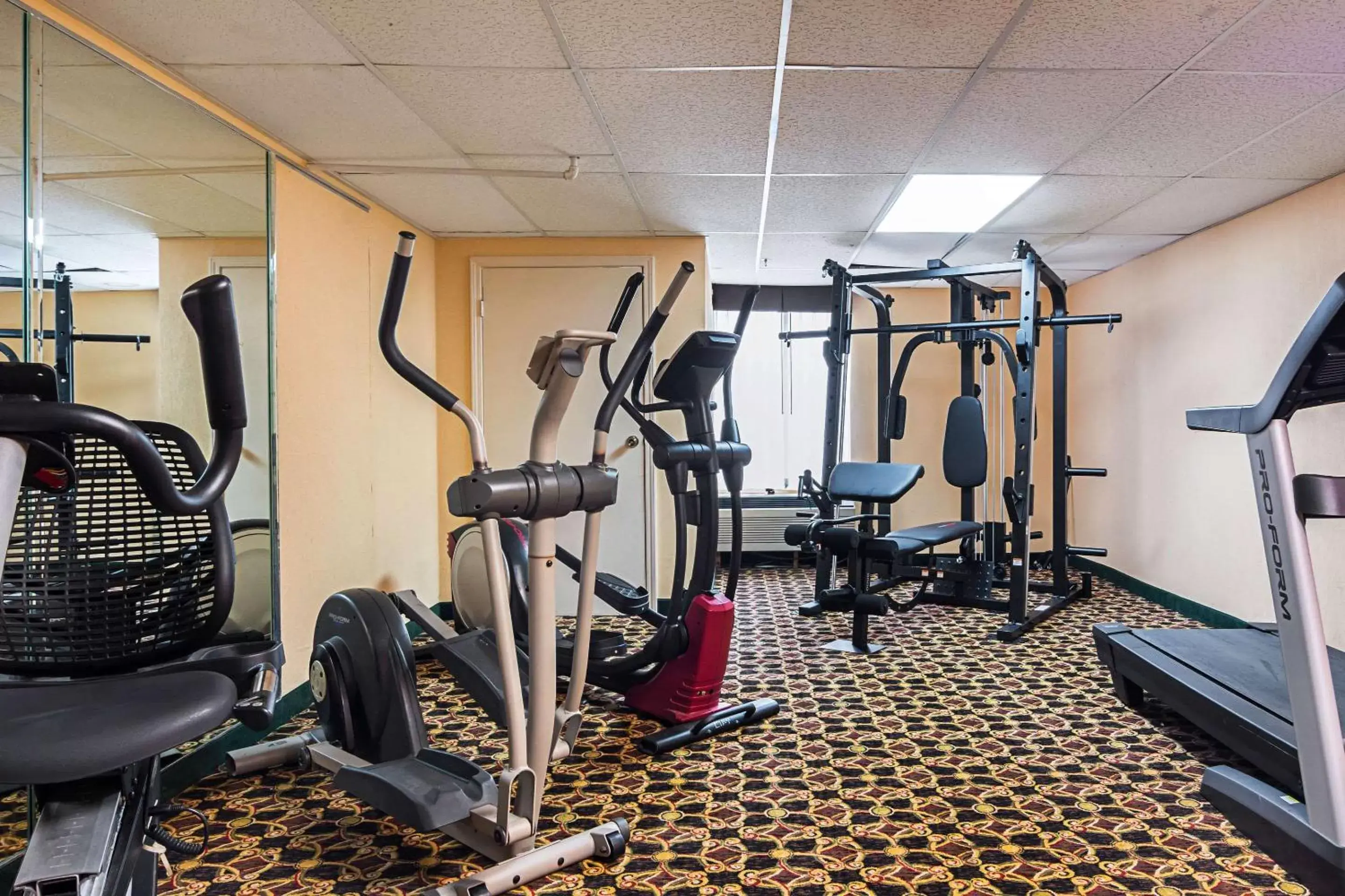 Fitness centre/facilities, Fitness Center/Facilities in Quality Suites Atlanta Airport East