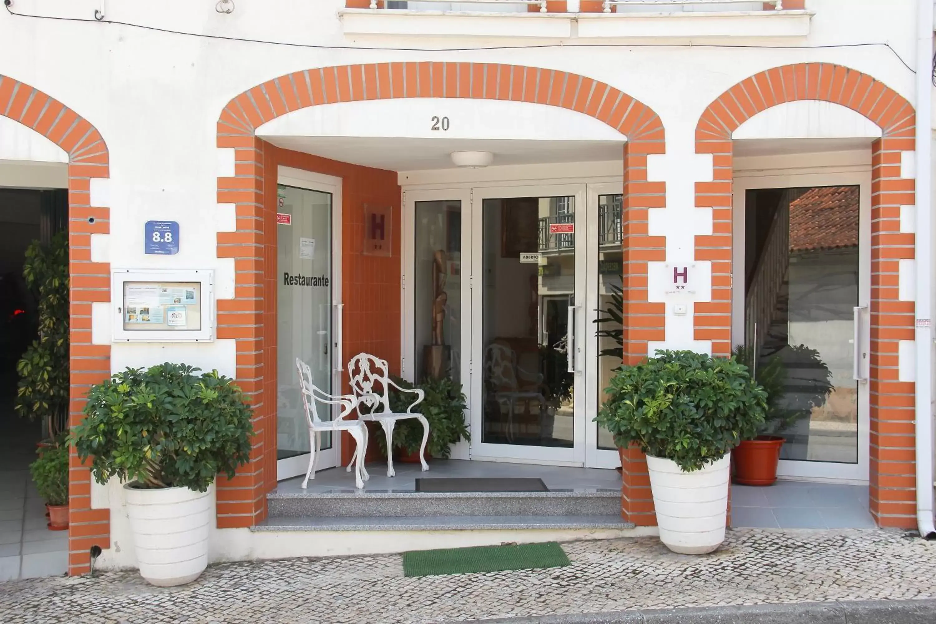 Facade/entrance in Hotel Central